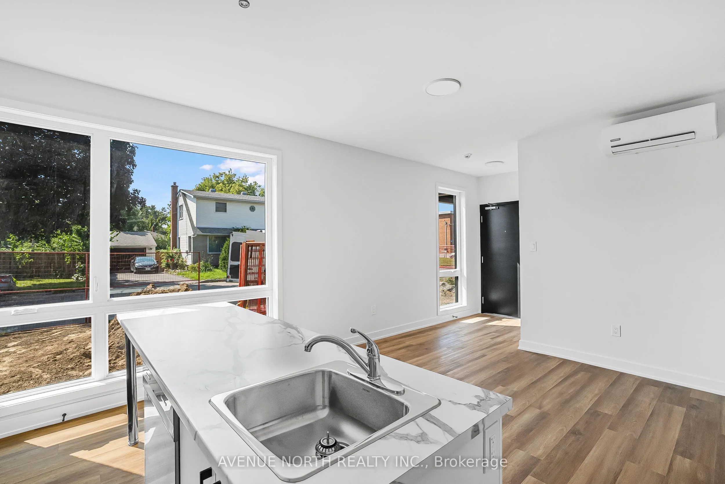 391 Dieppe Street, #01