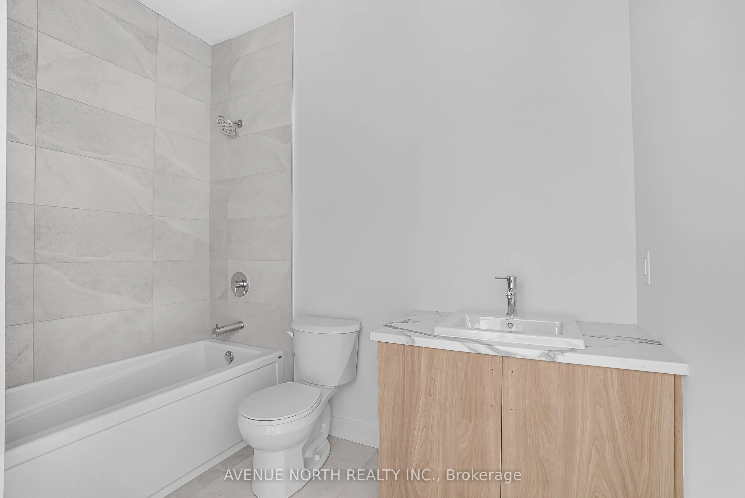 391 Dieppe Street, #01
