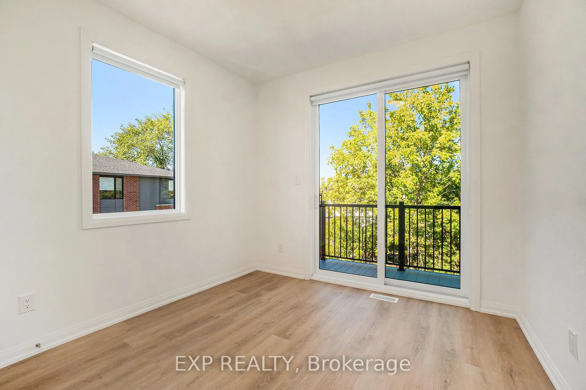 255 Castor Street, #200