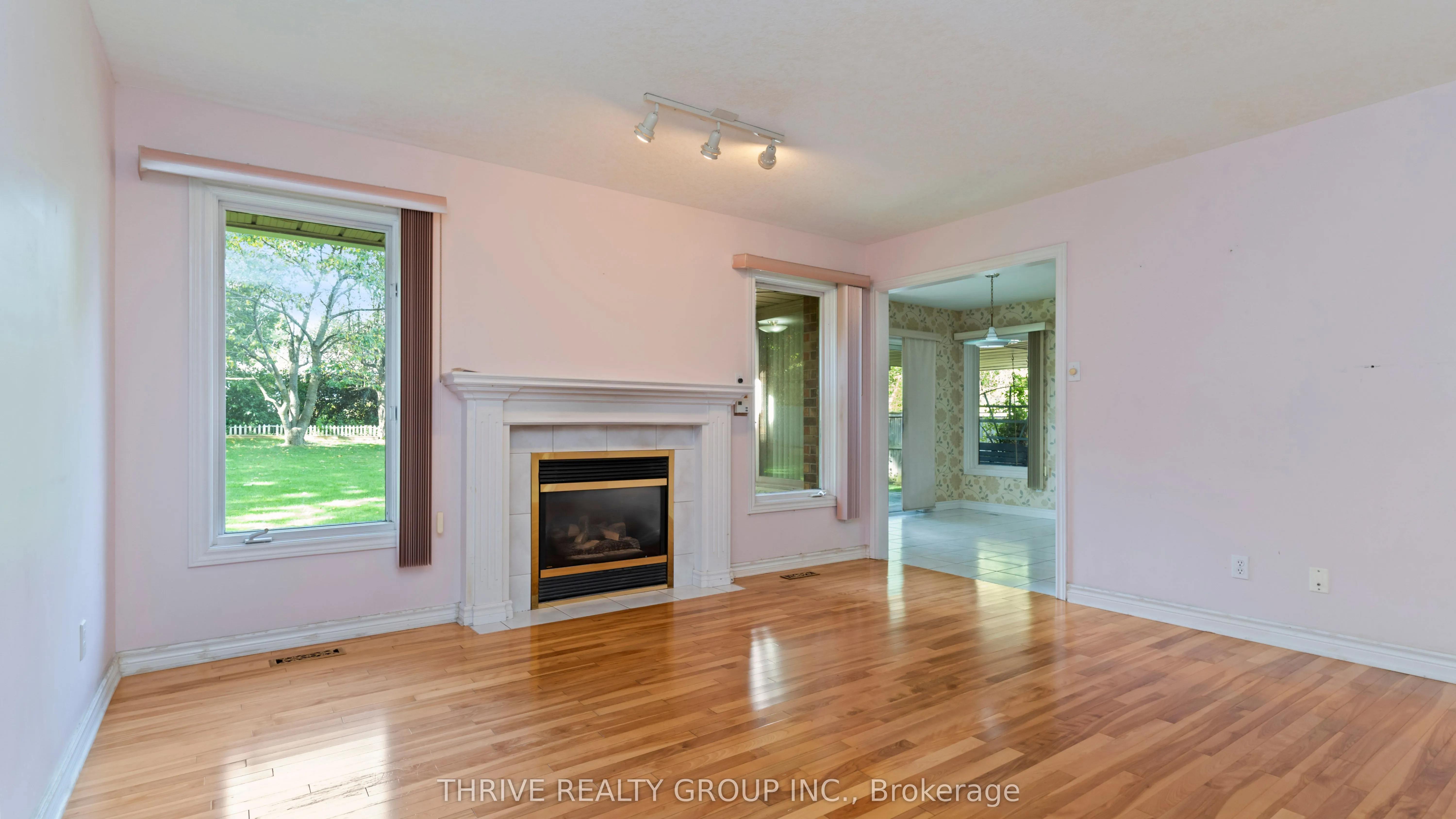 217 Mary Avenue
