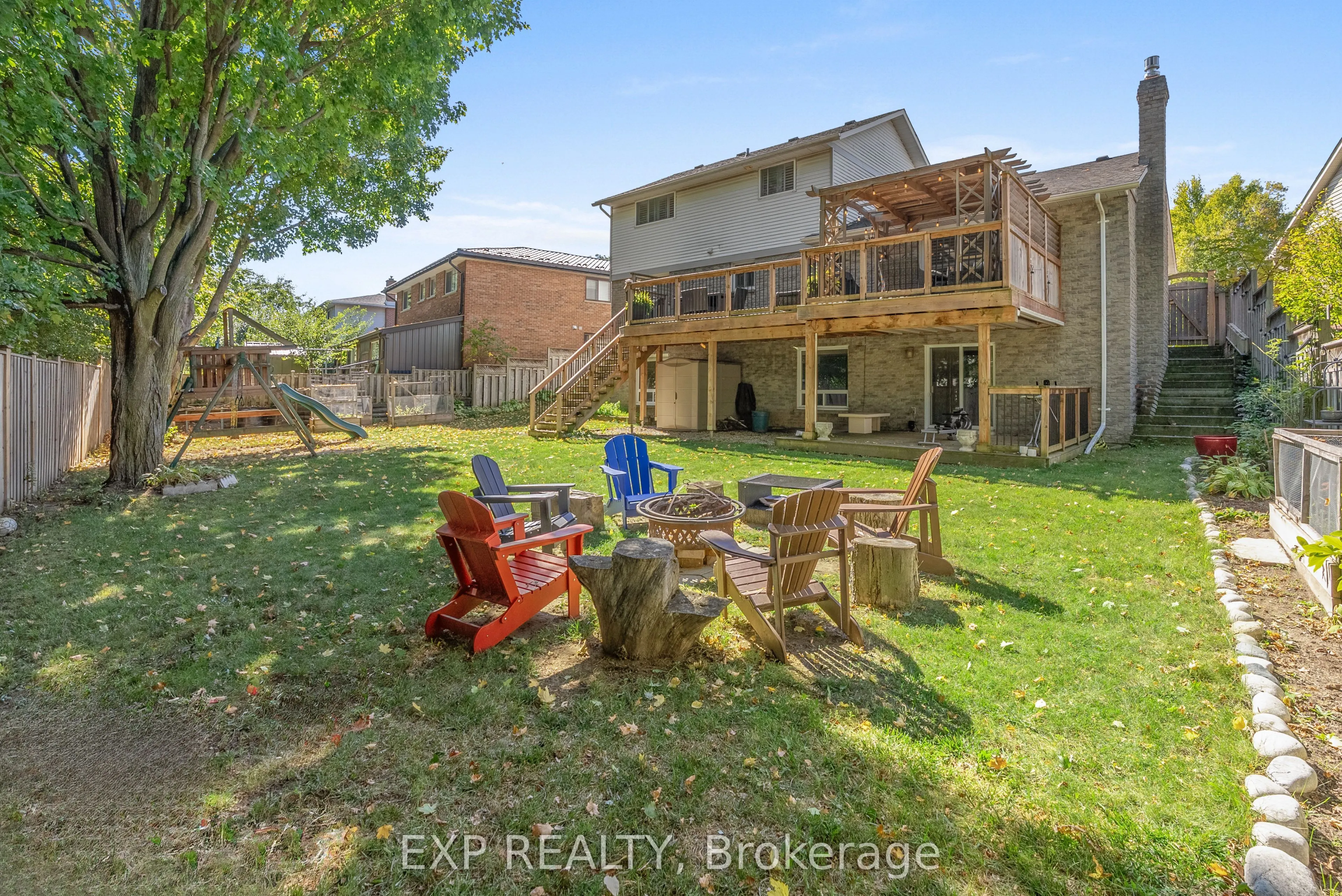 54 Pathfinder Crescent