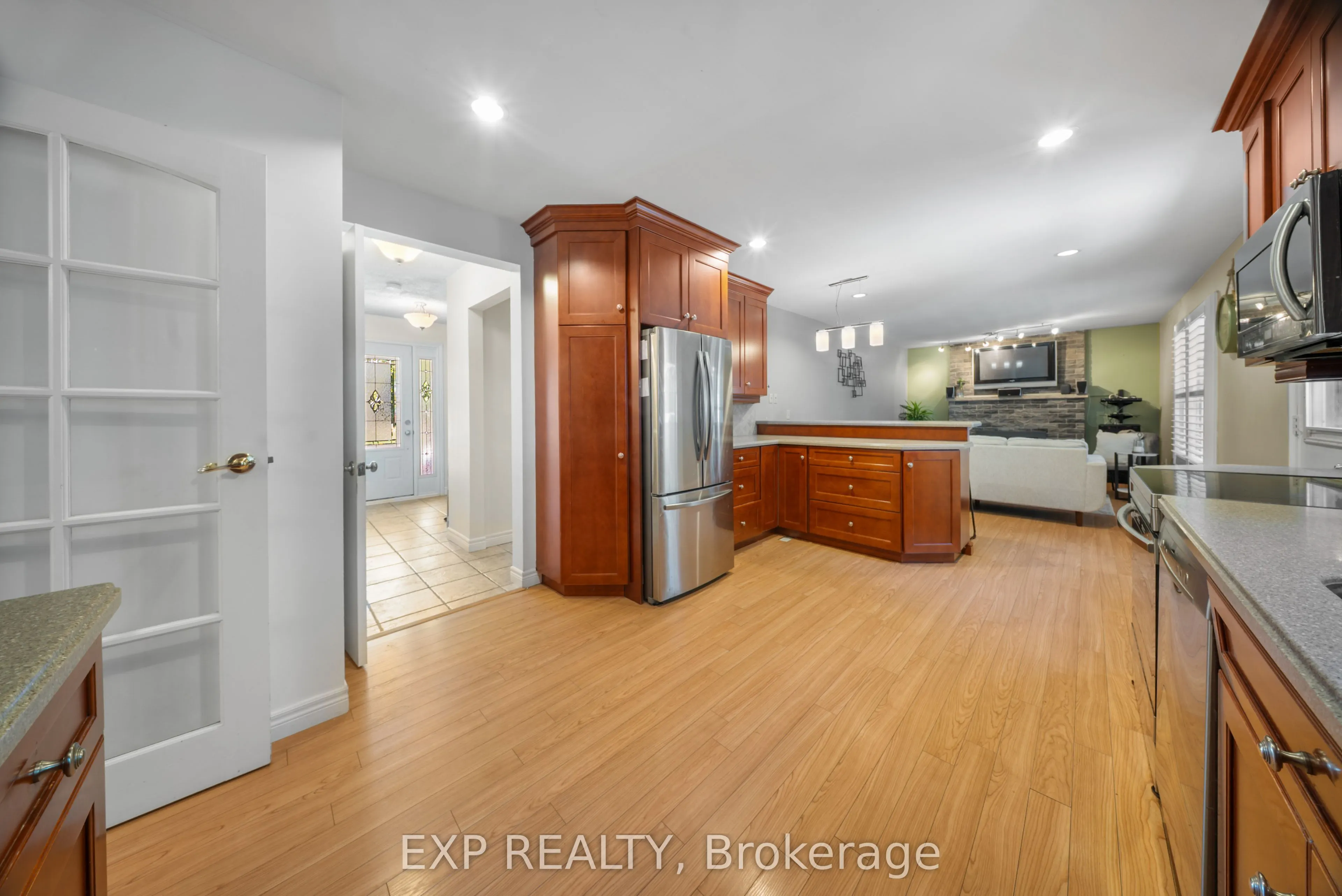 54 Pathfinder Crescent
