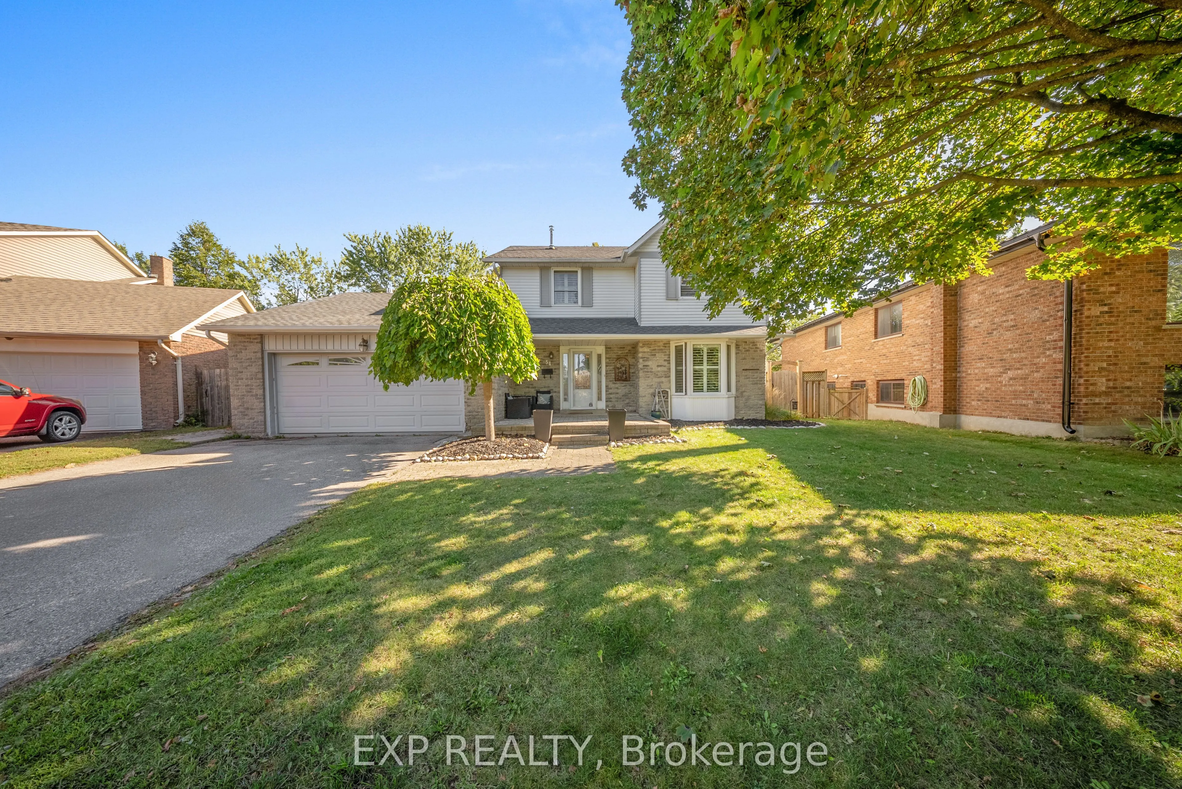 54 Pathfinder Crescent
