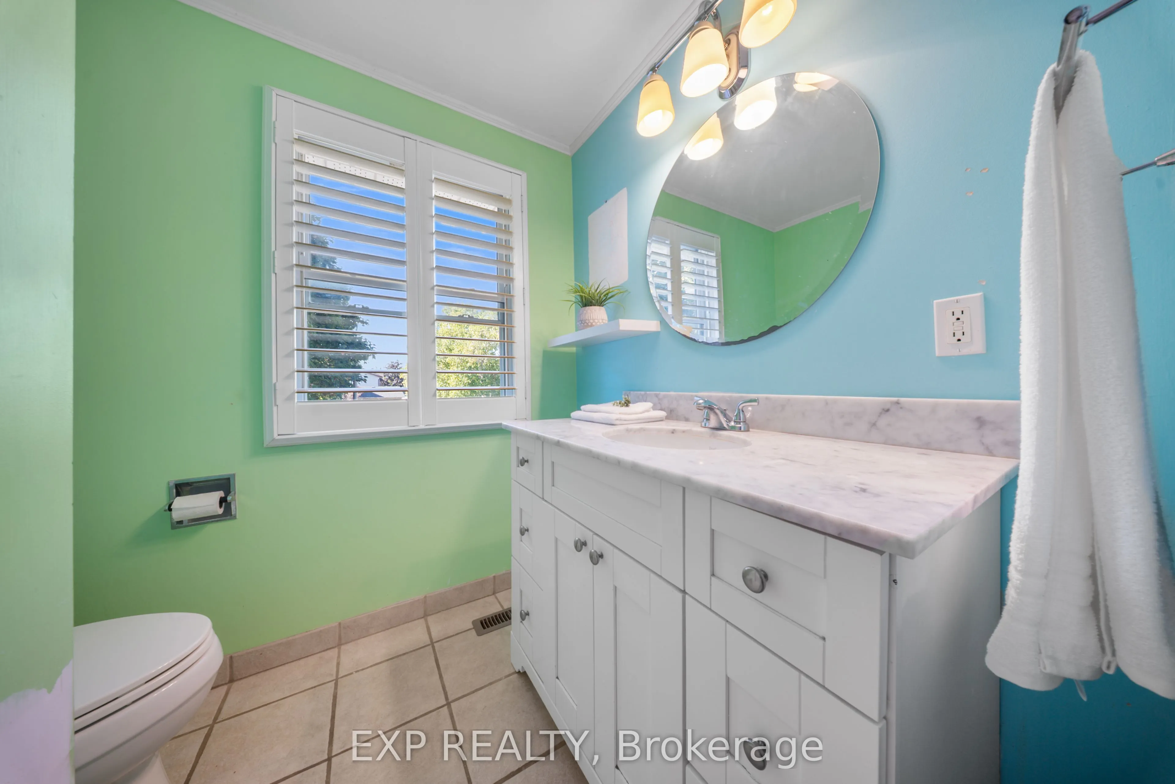 54 Pathfinder Crescent