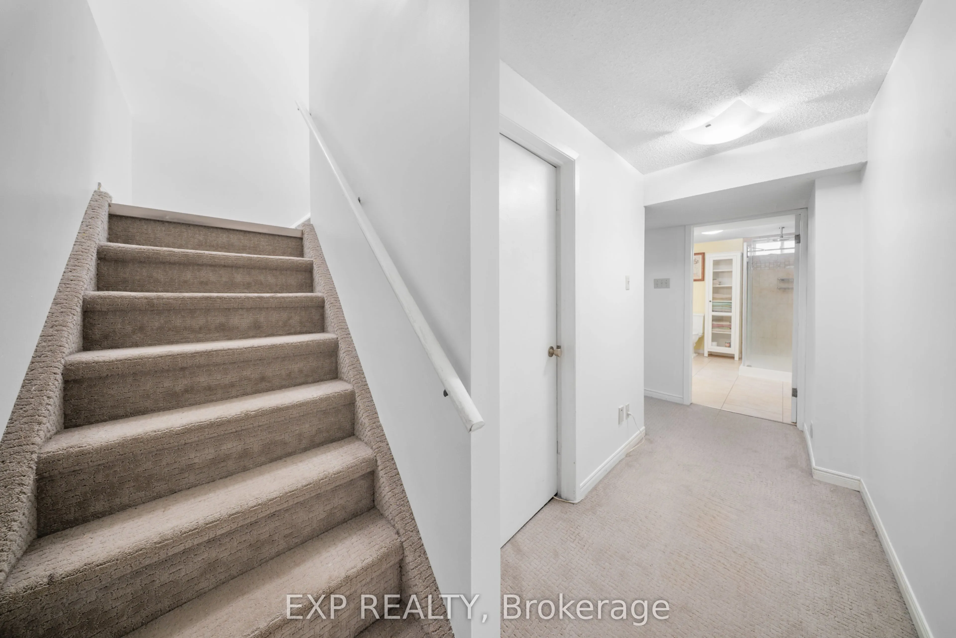 54 Pathfinder Crescent