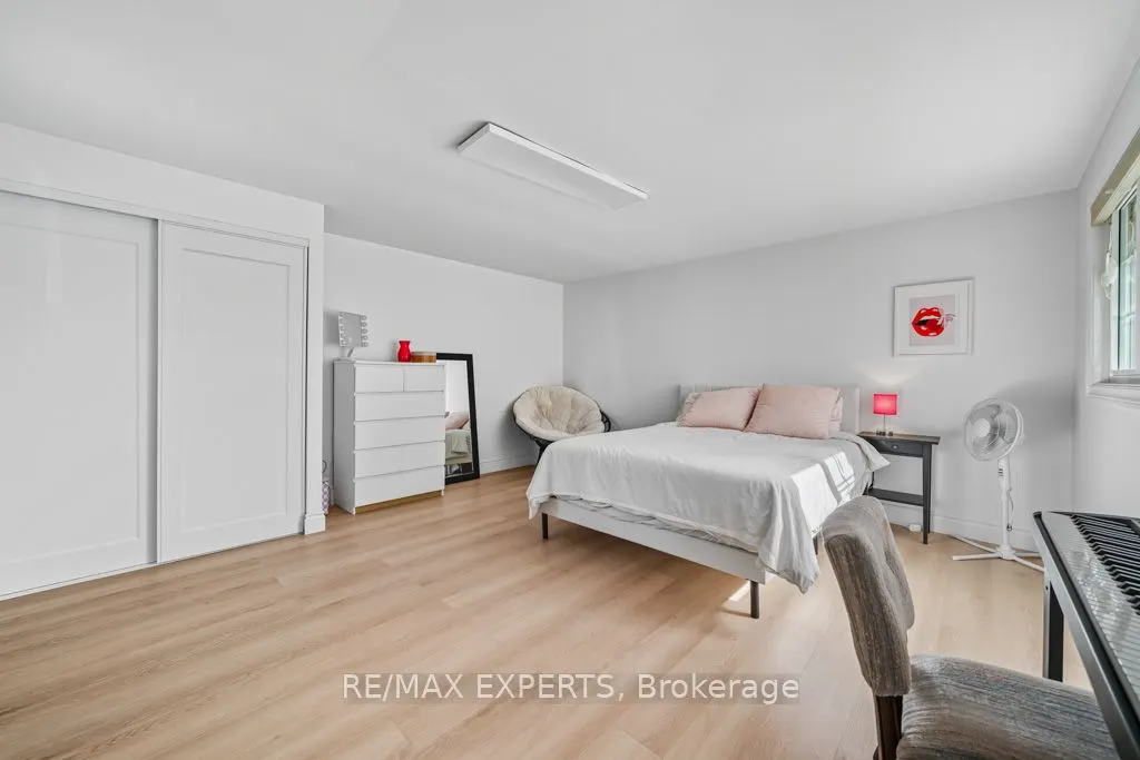 460 Beechwood Place, #5