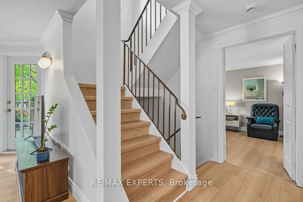 460 Beechwood Place, #5