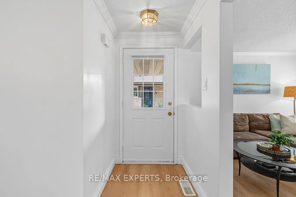 460 Beechwood Place, #5