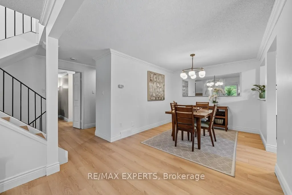 460 Beechwood Place, #5