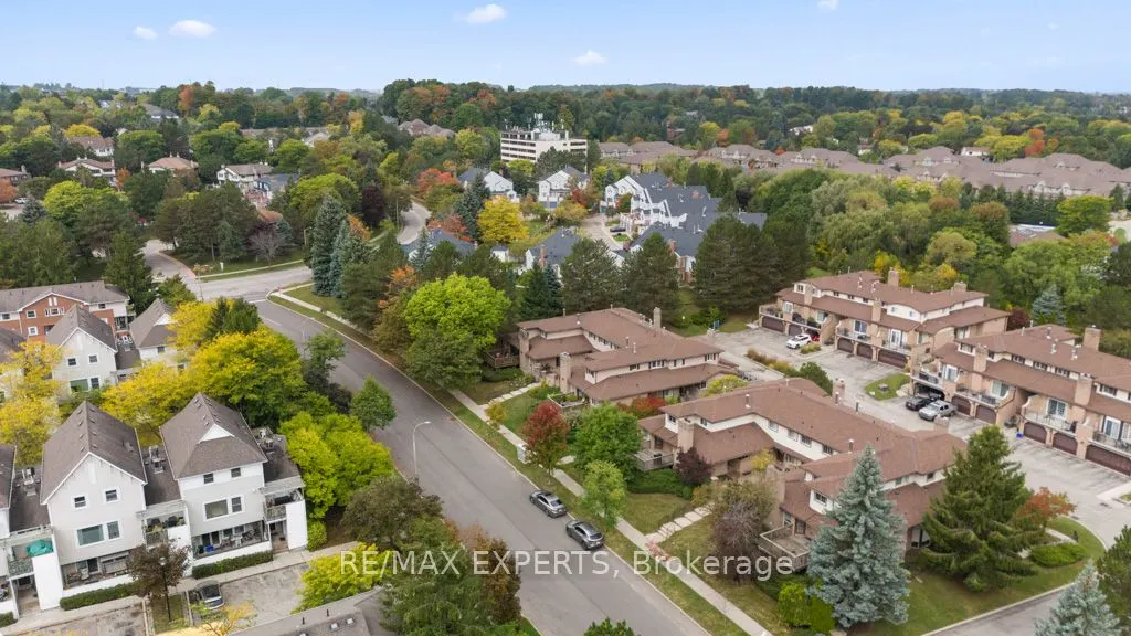 460 Beechwood Place, #5