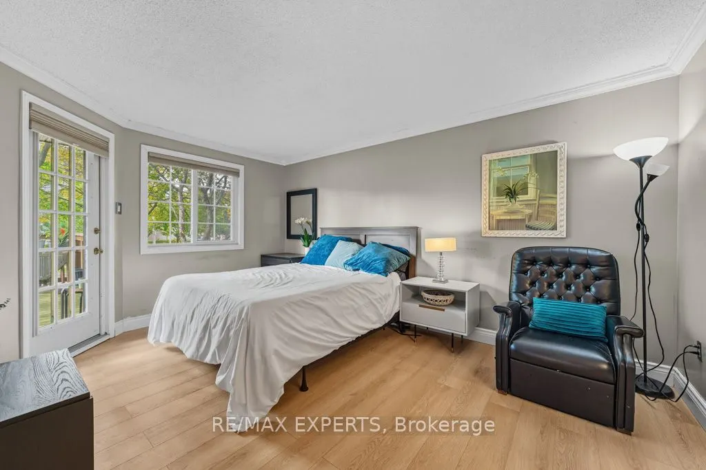 460 Beechwood Place, #5