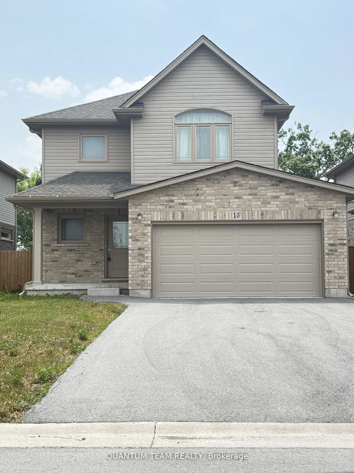15 Laurent Avenue