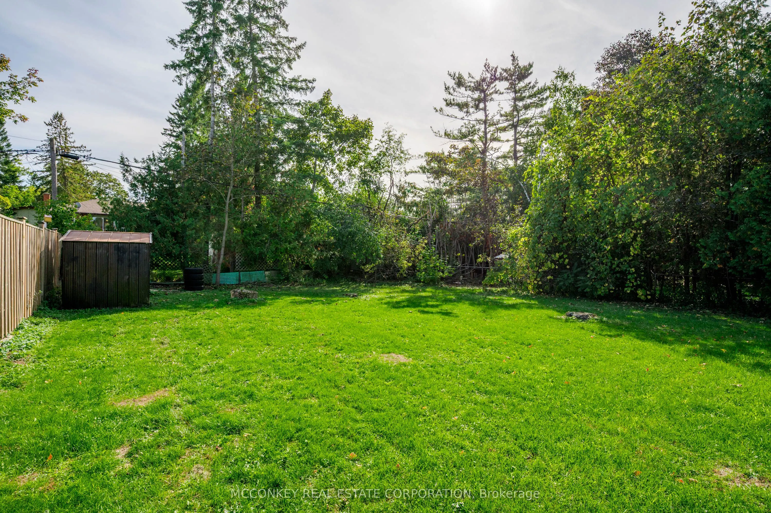 18 DALEVIEW Avenue