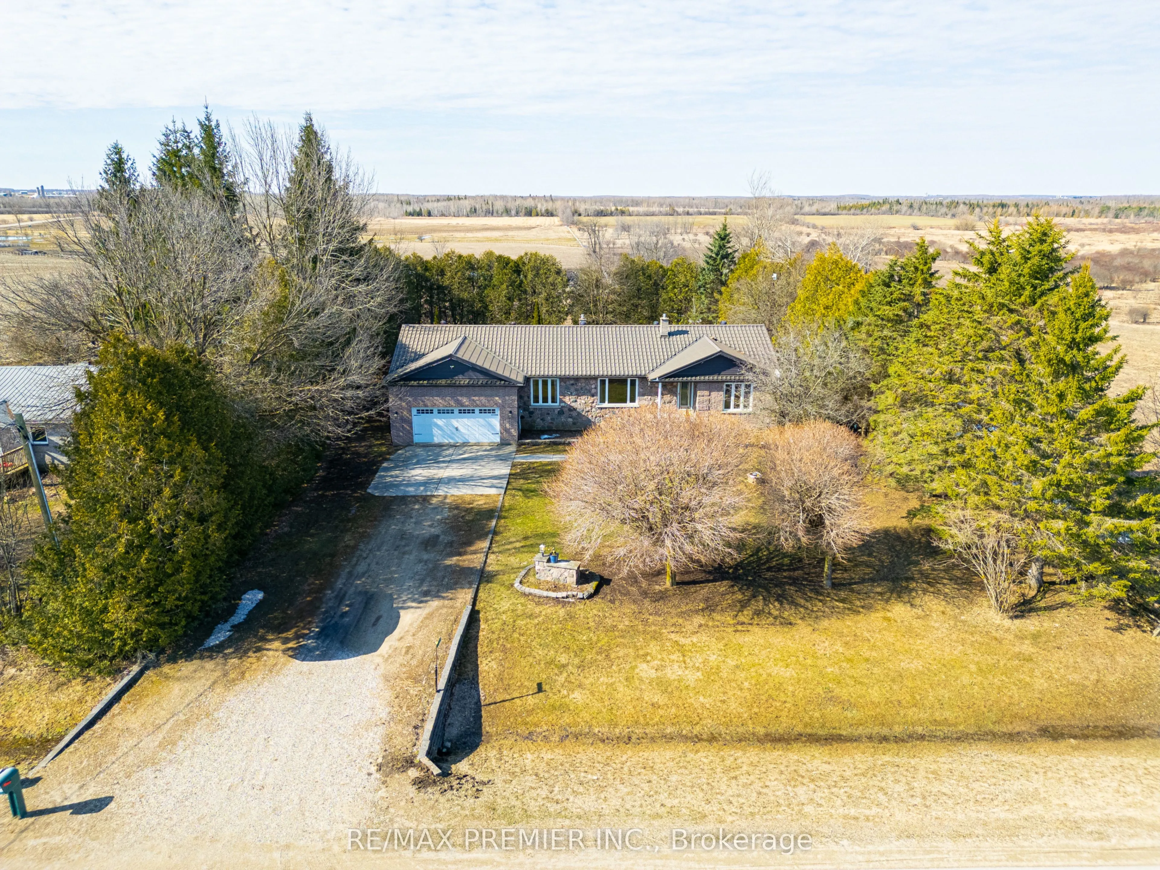 733036 Southgate 73 Side Road