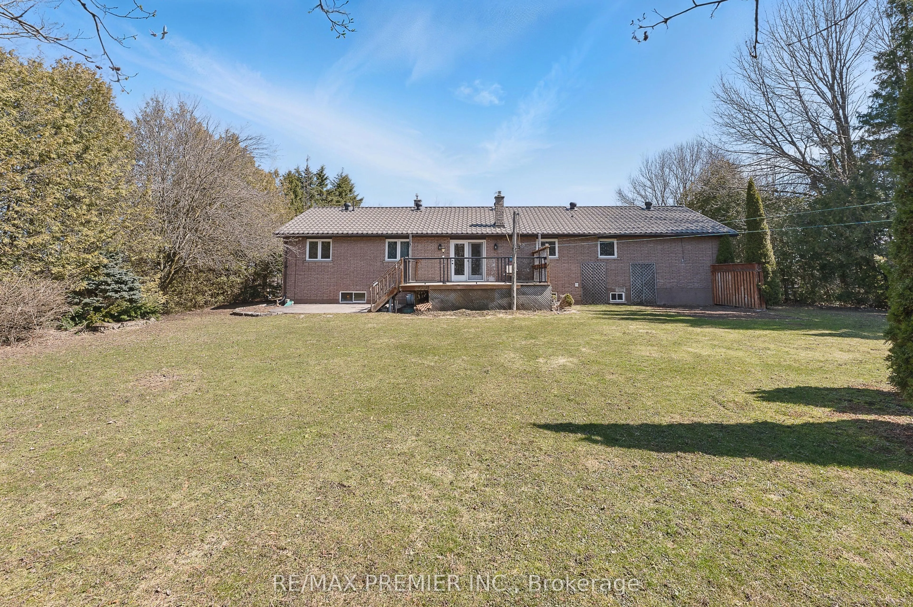 733036 Southgate 73 Side Road
