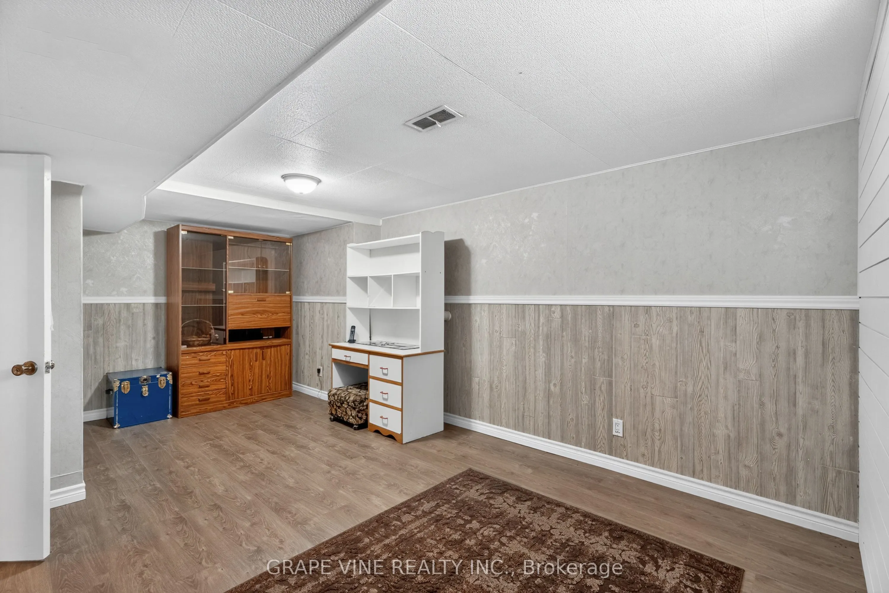 5041 Thunder Road