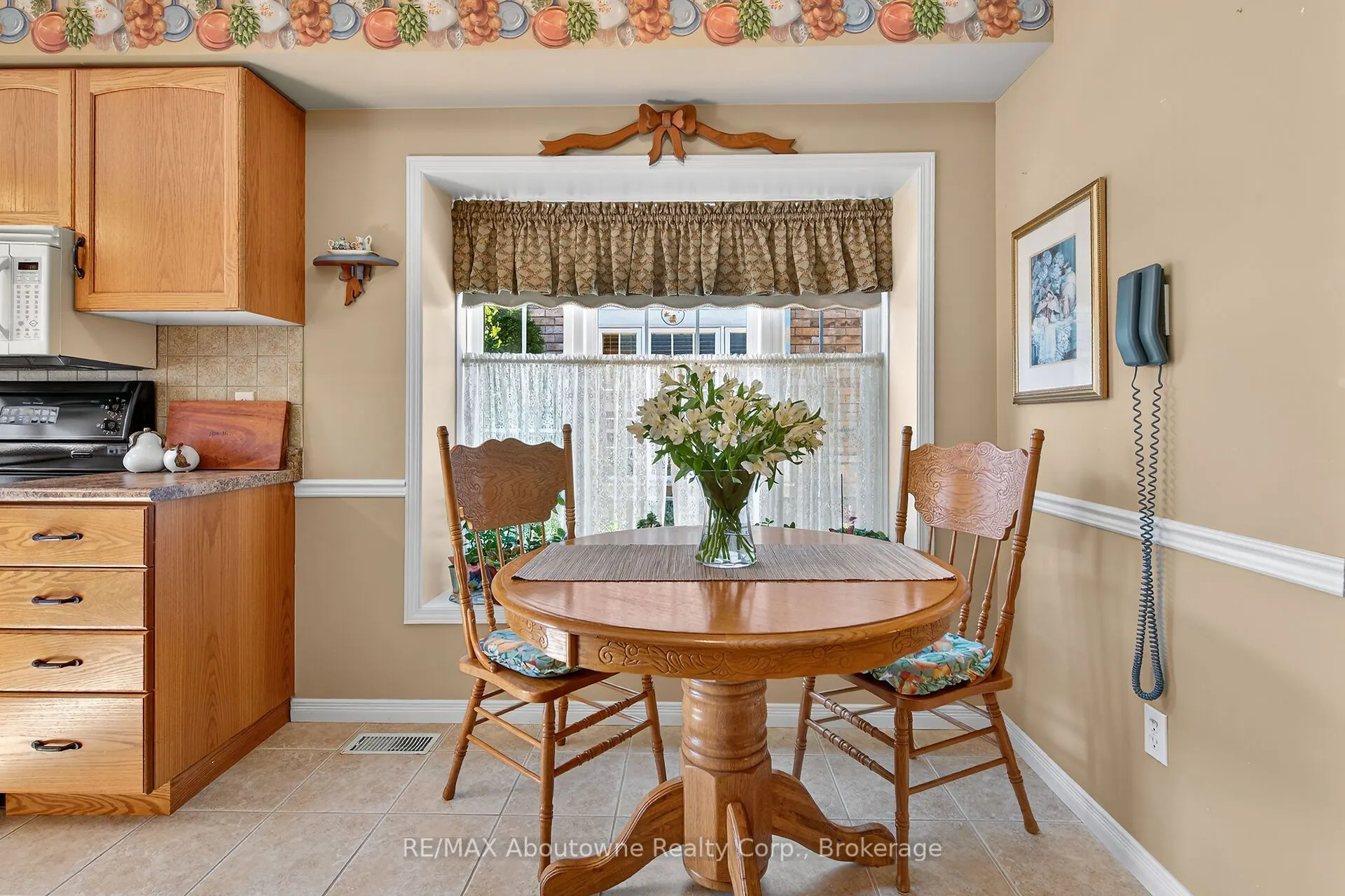 31 Elderberry Avenue