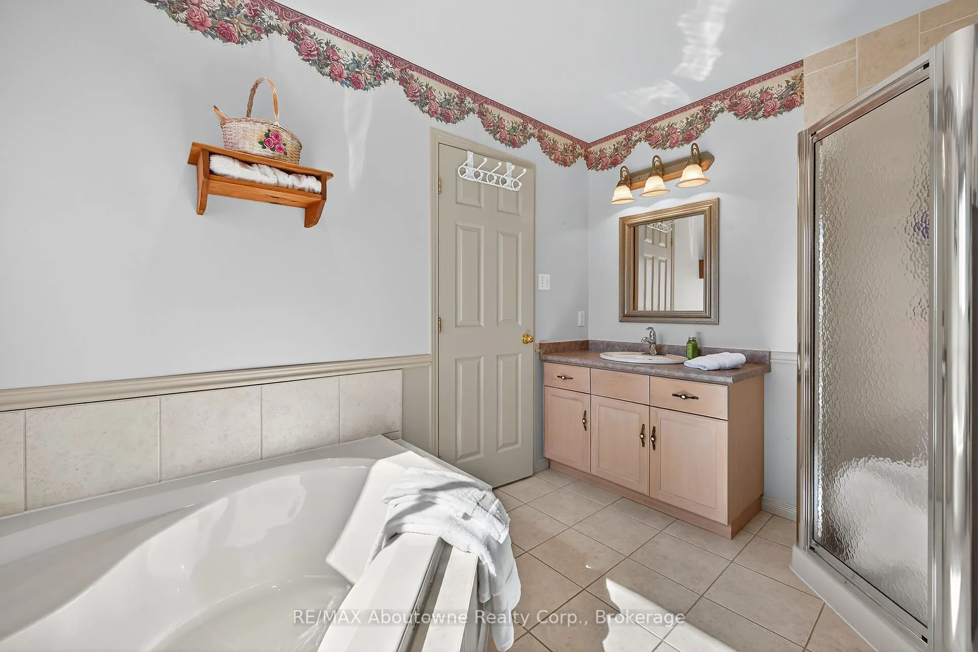 31 Elderberry Avenue