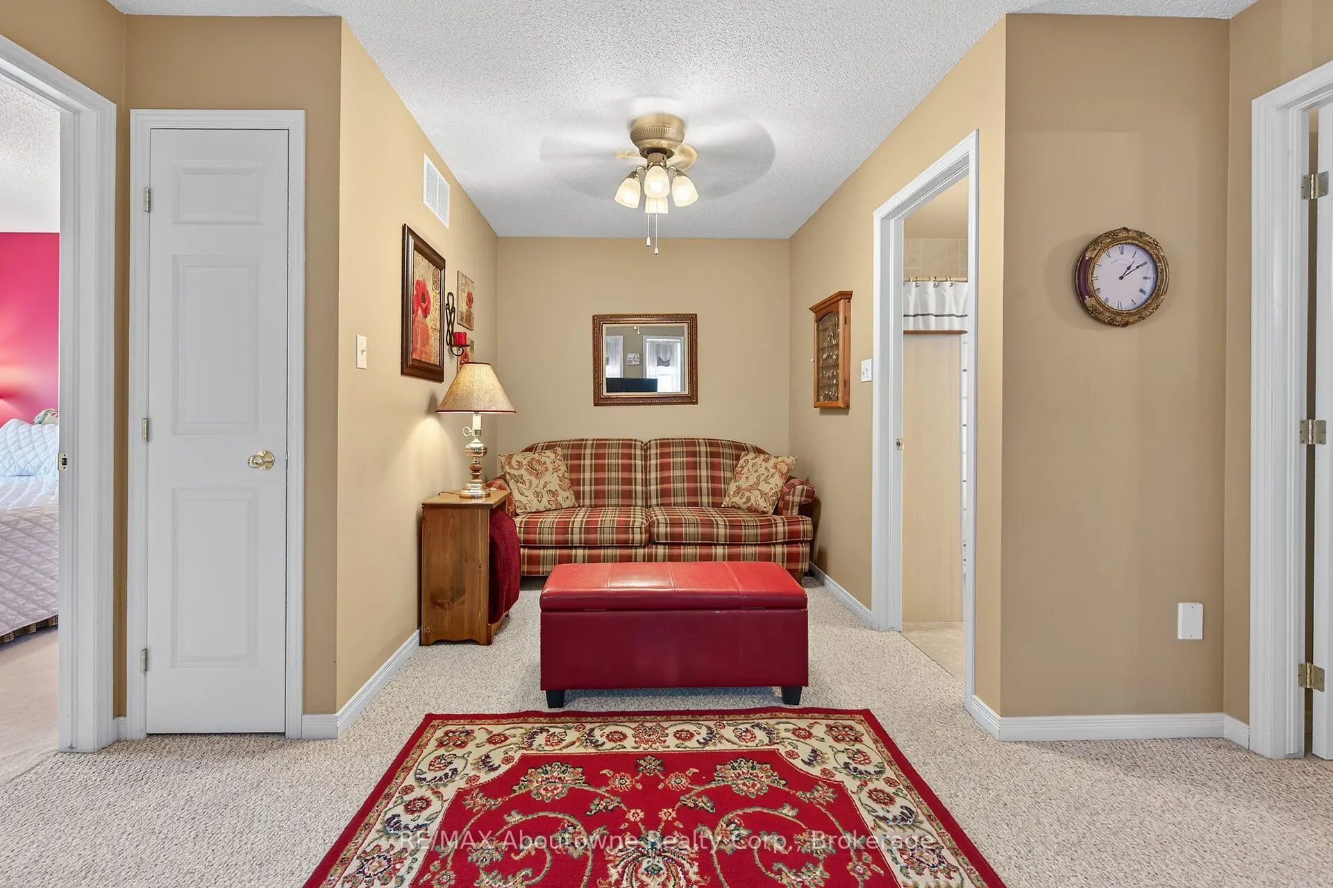 31 Elderberry Avenue