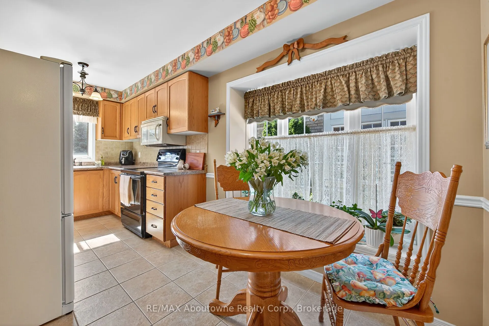 31 Elderberry Avenue