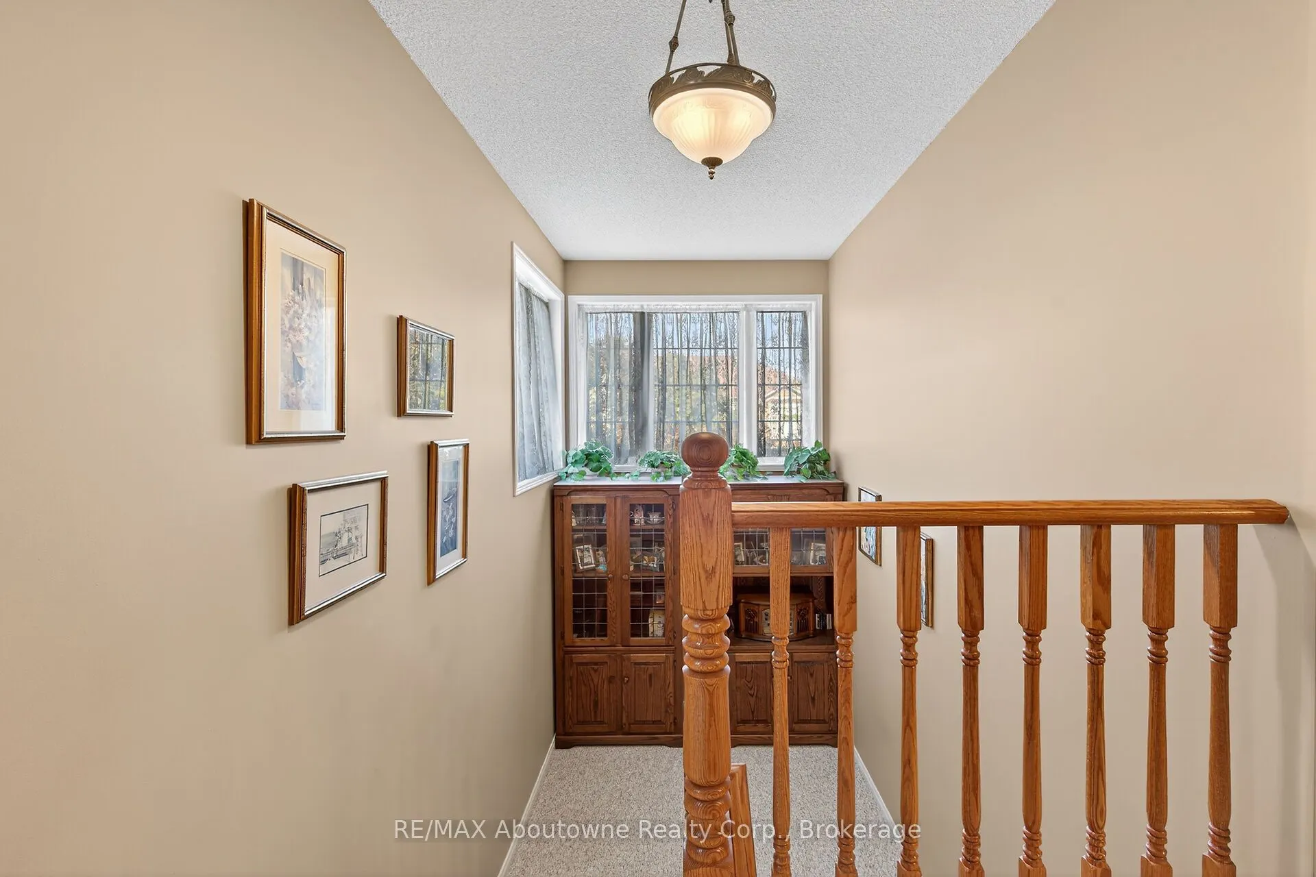 31 Elderberry Avenue