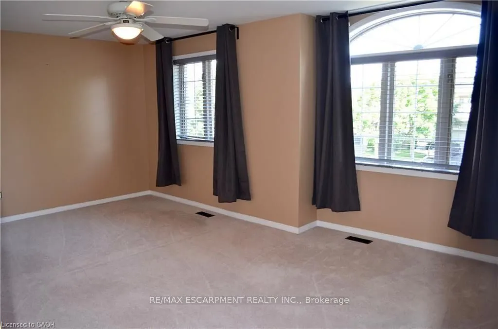 122 Foxborough Drive