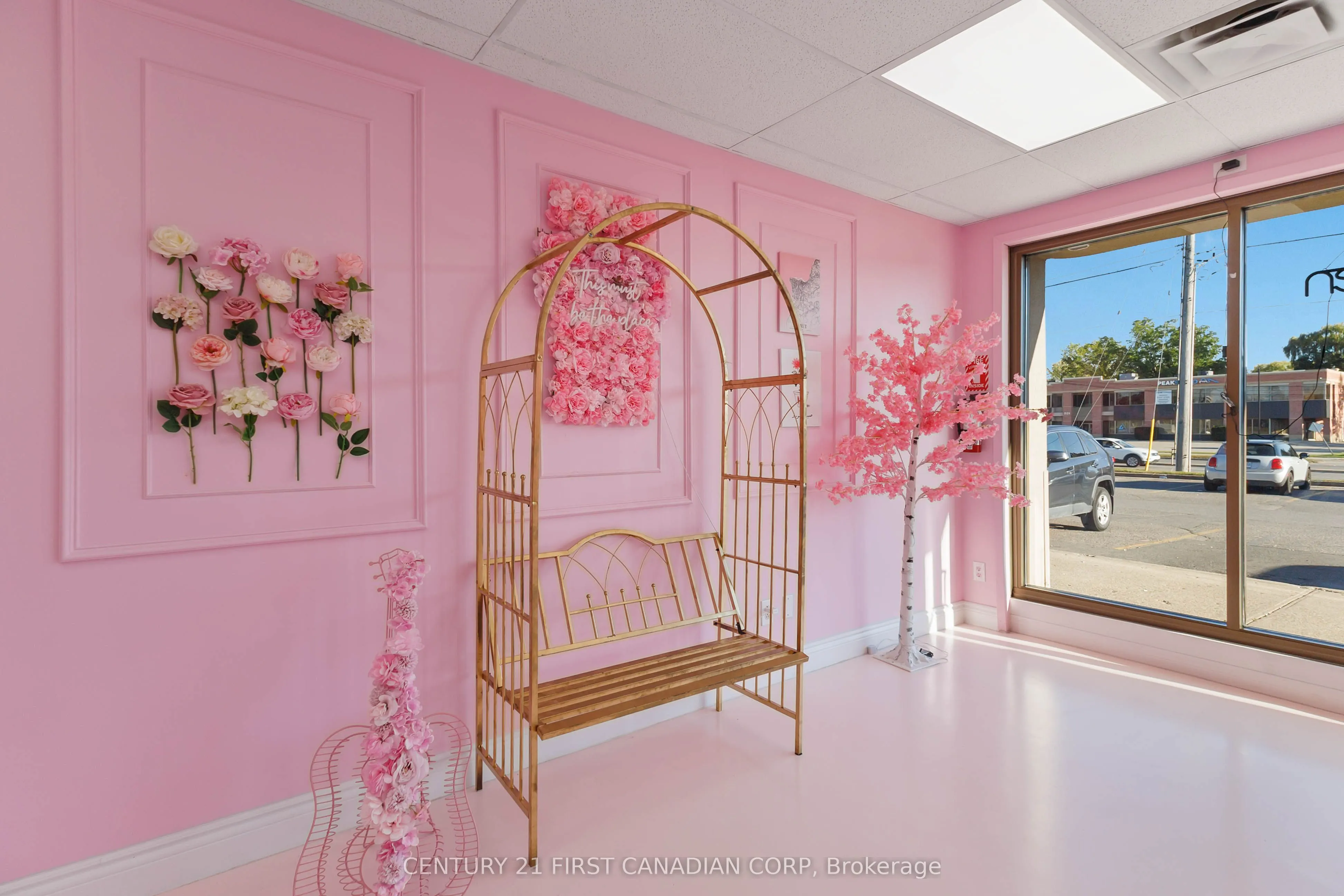 920 Commissioners Road, #122