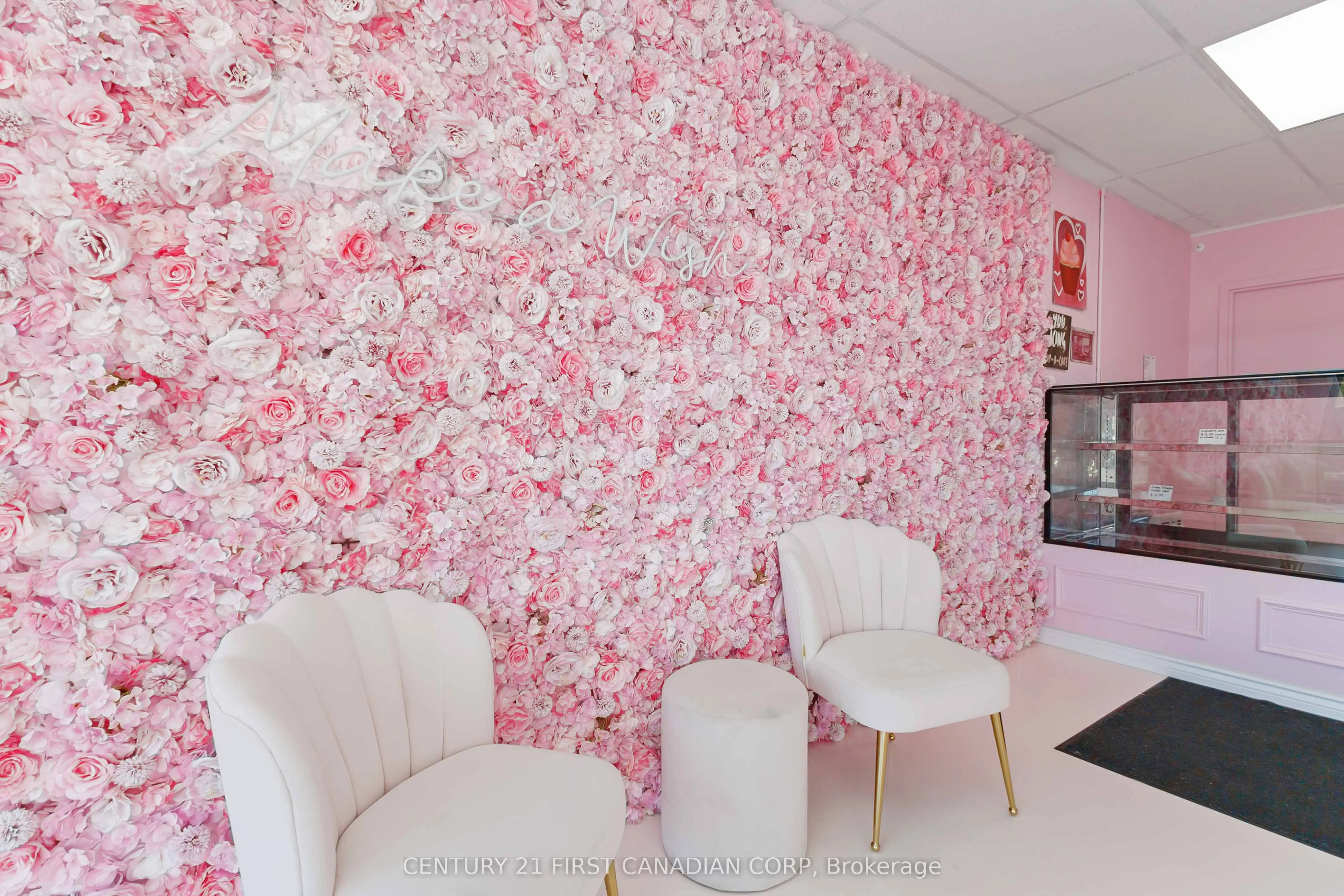 920 Commissioners Road, #122