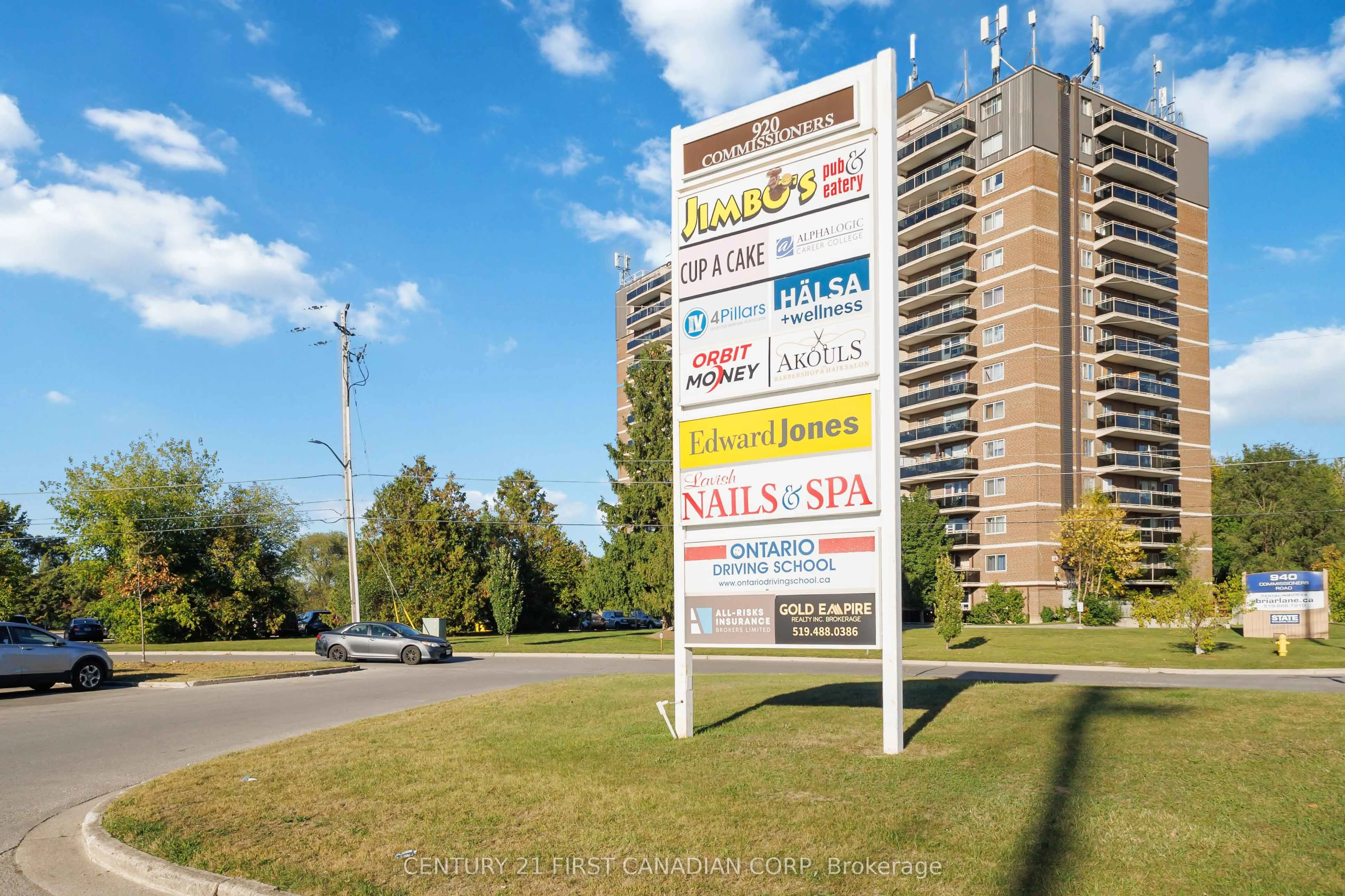 920 Commissioners Road, #122