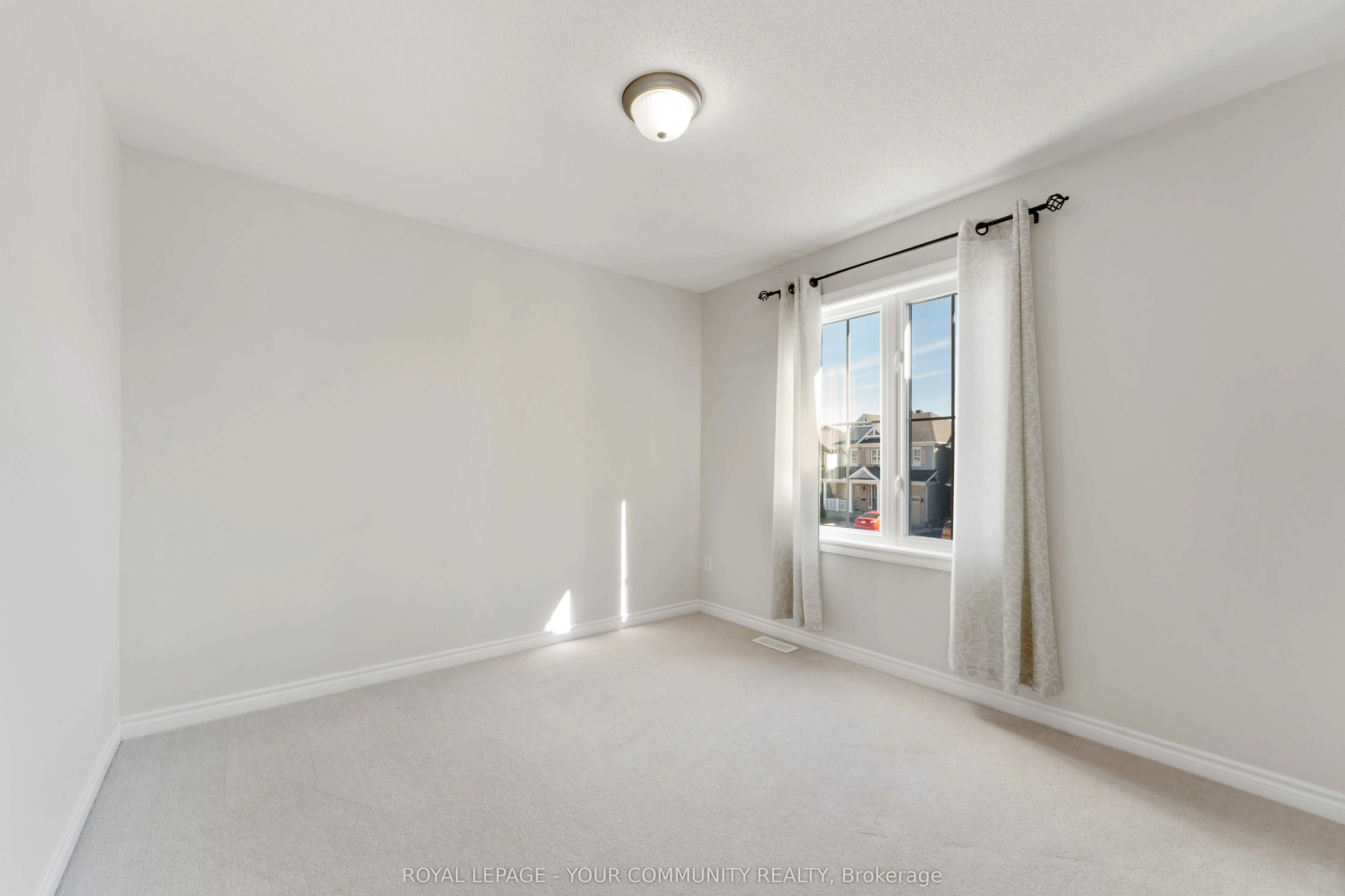 536 Dundonald Drive
