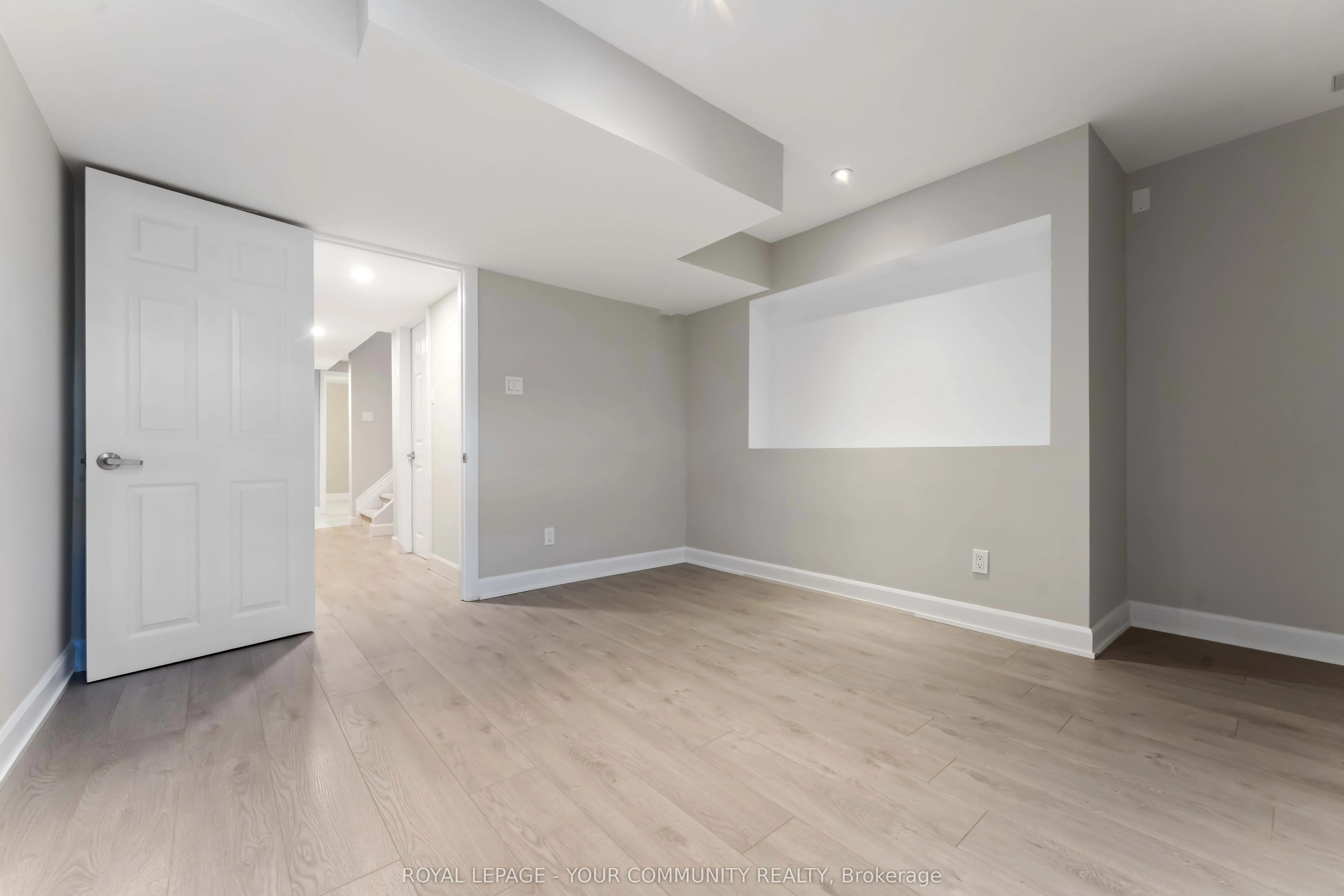 536 Dundonald Drive