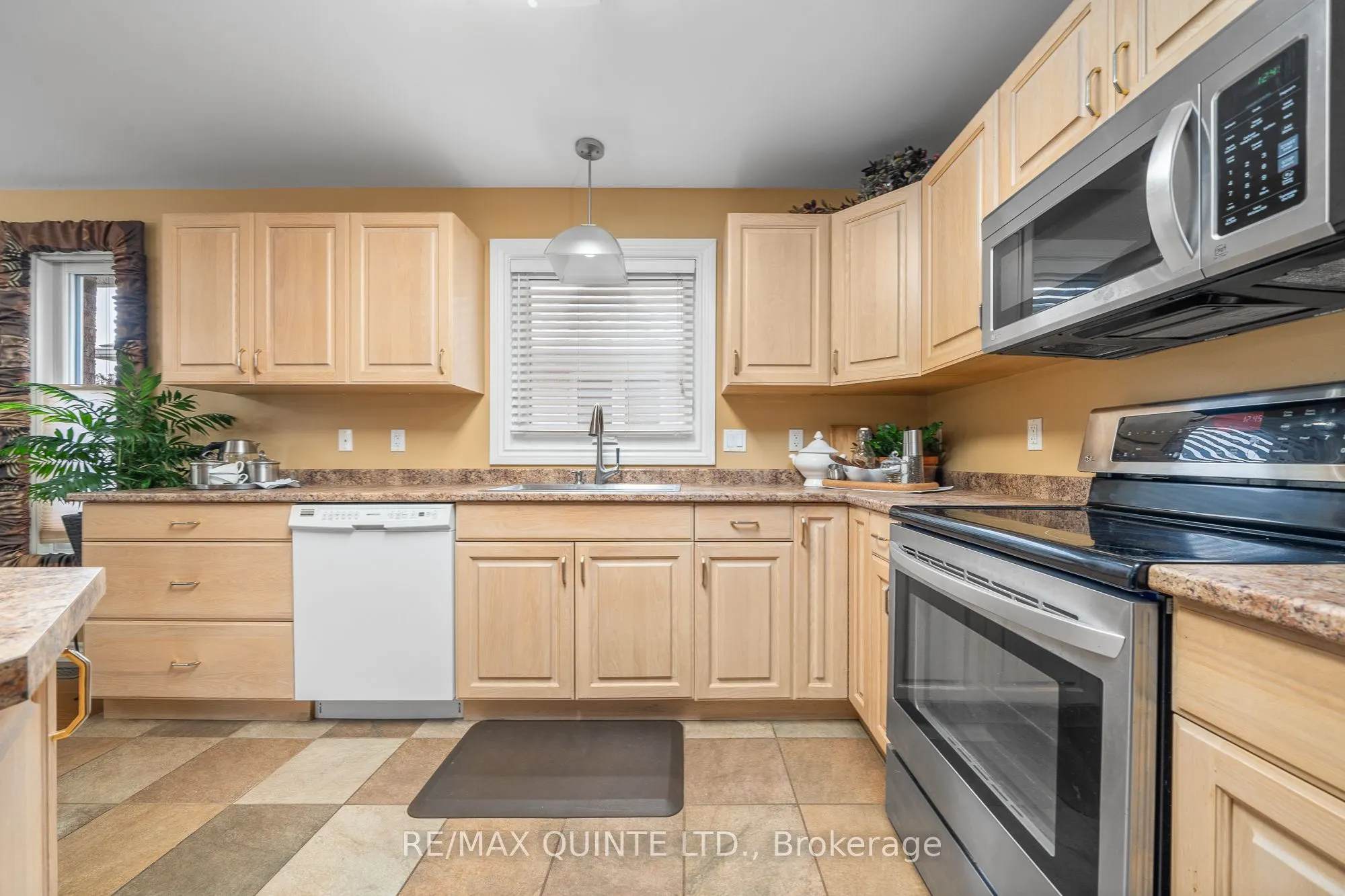 7 Chestnut Drive