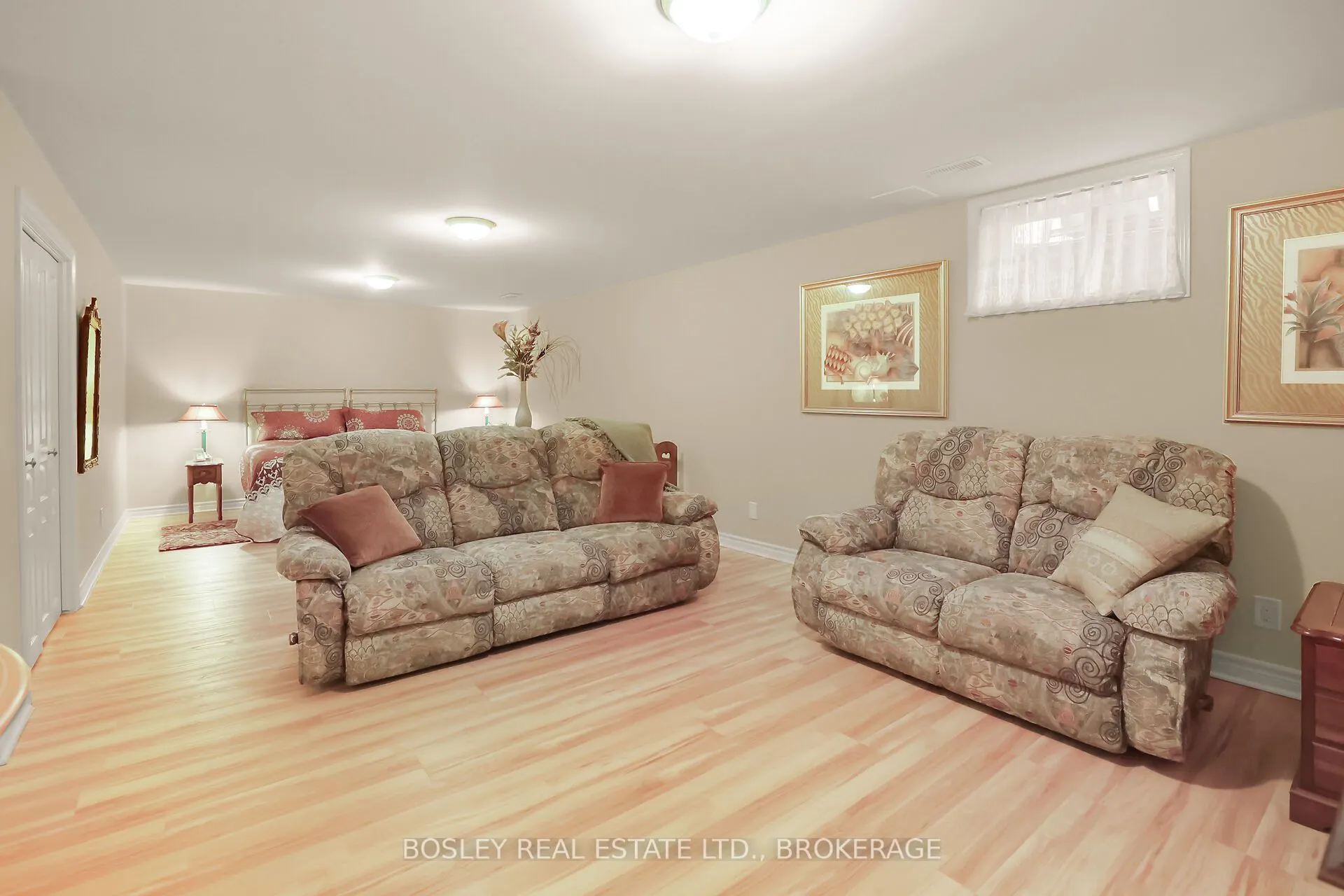 21 Loretta Drive W, #3