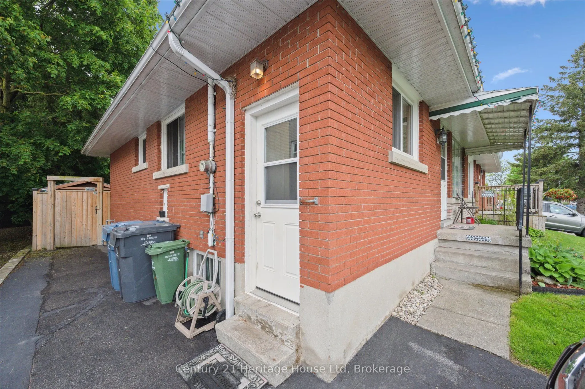 131 Waverley Drive