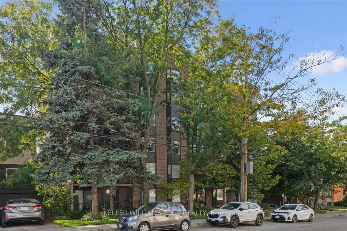 165 Bold Street, #304