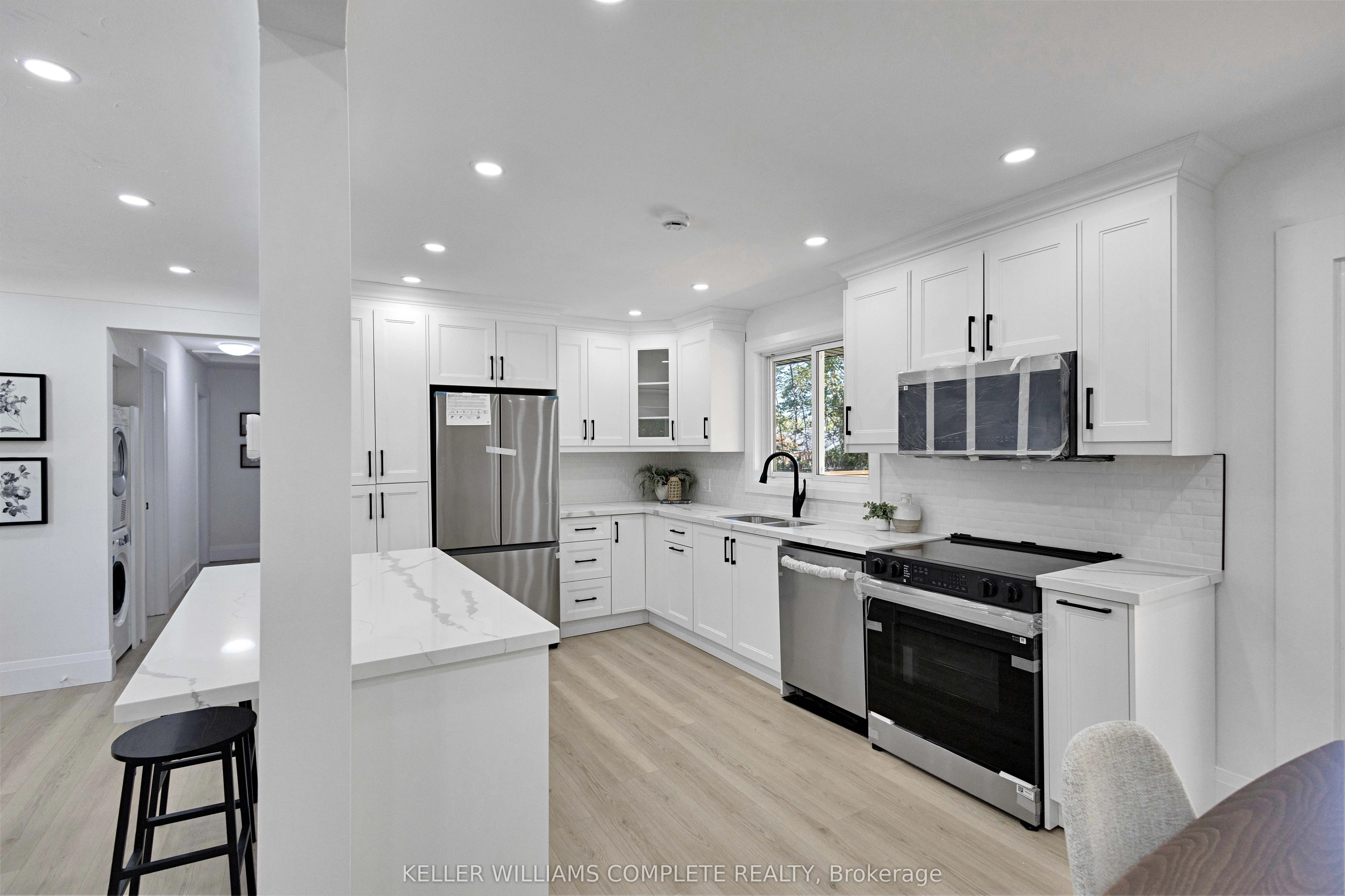 7 SWAN Drive