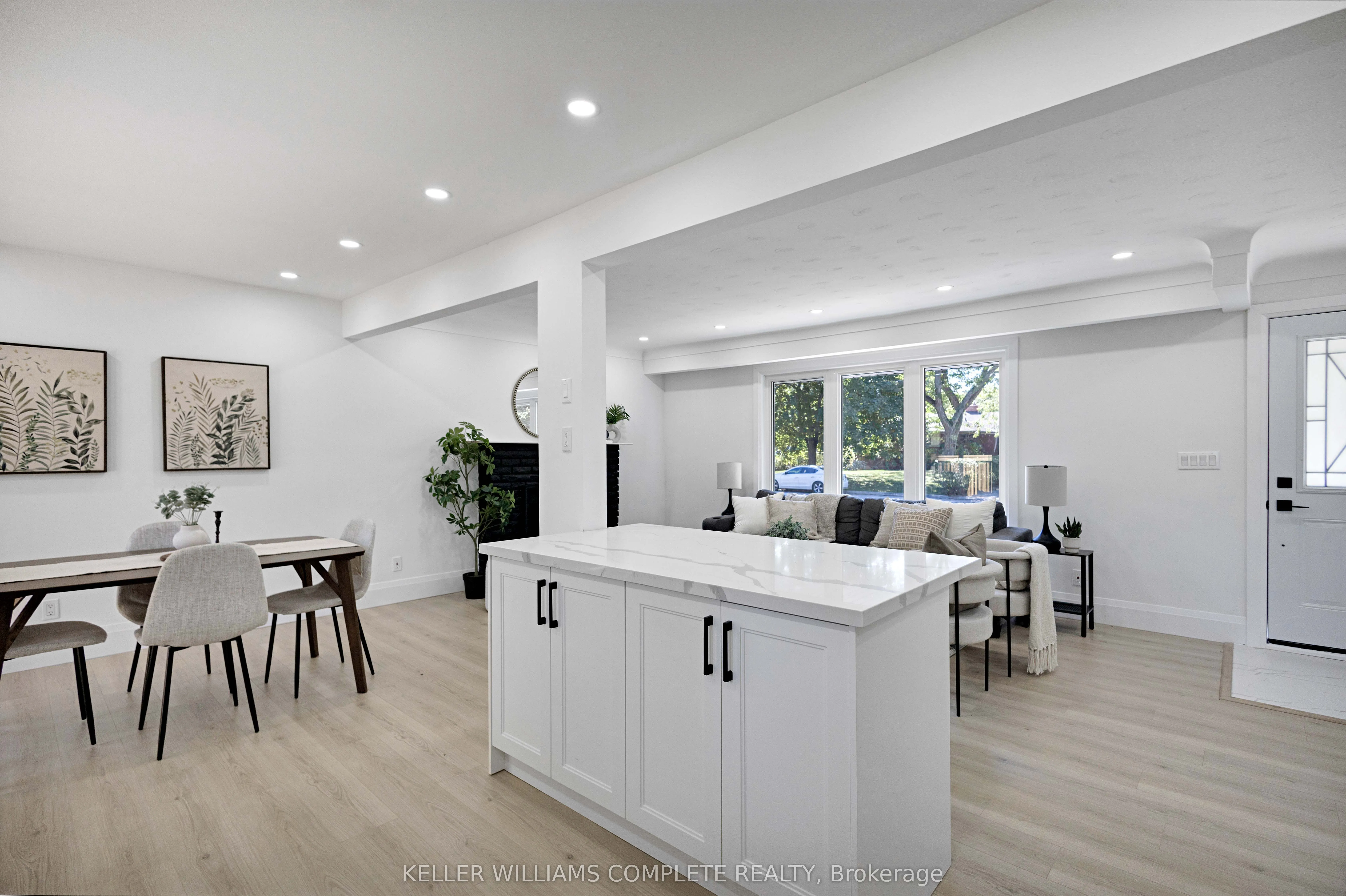7 SWAN Drive