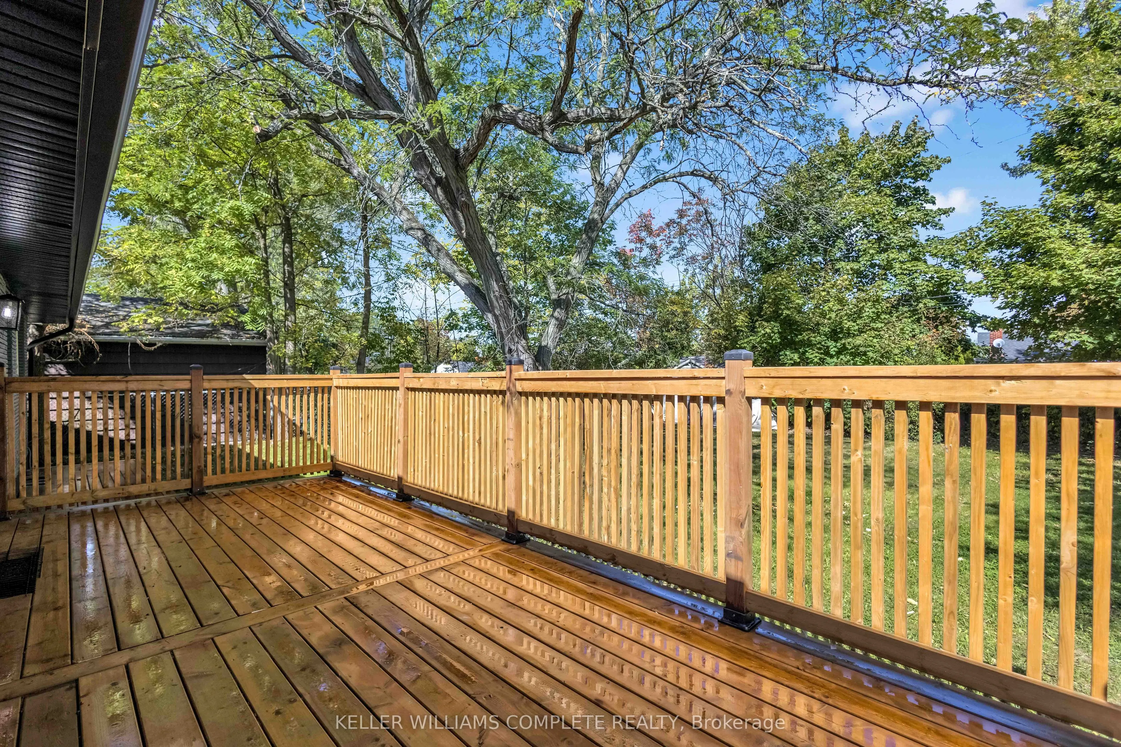 7 SWAN Drive