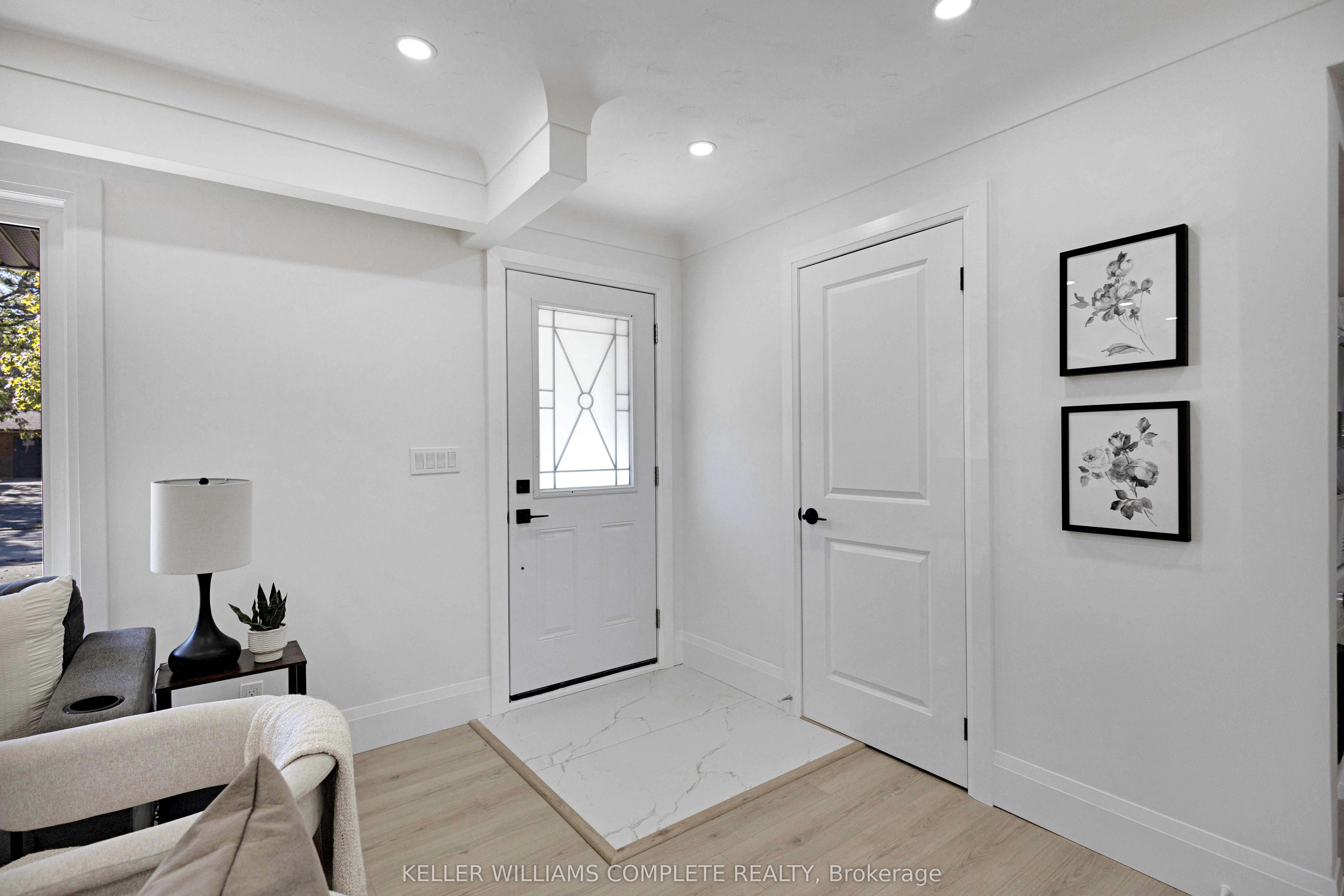 7 SWAN Drive