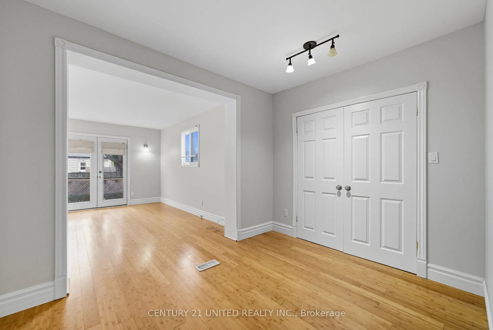 559 Hamilton Street