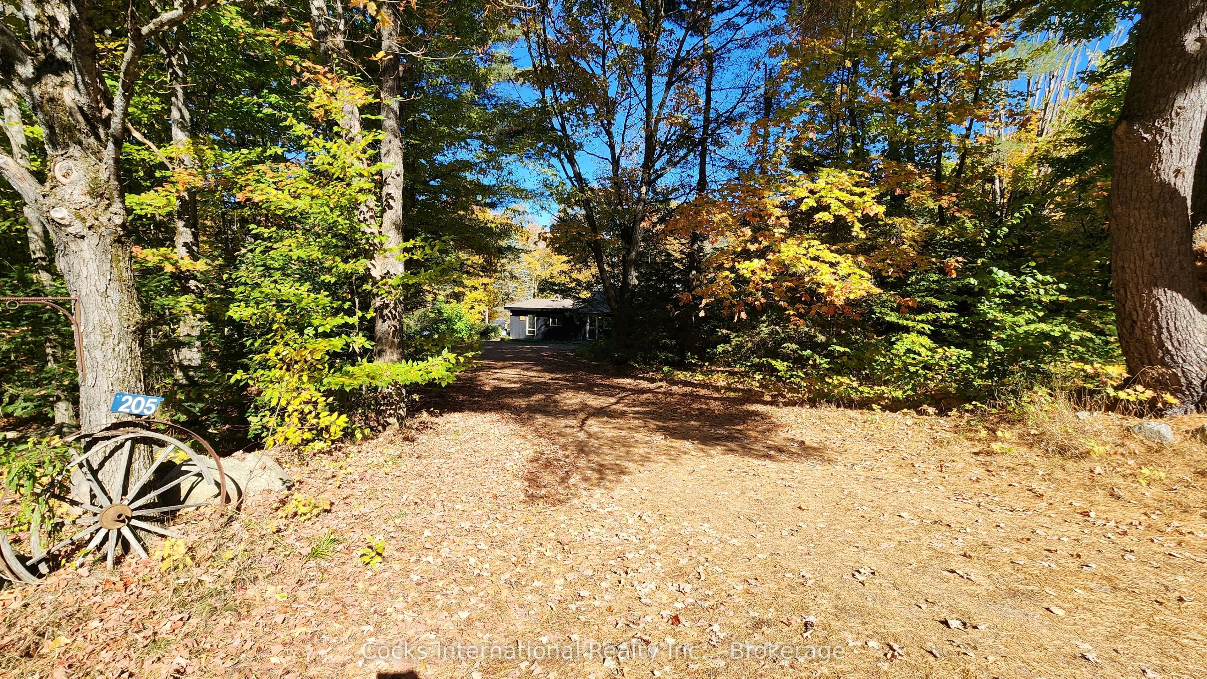 205 Lockes Road