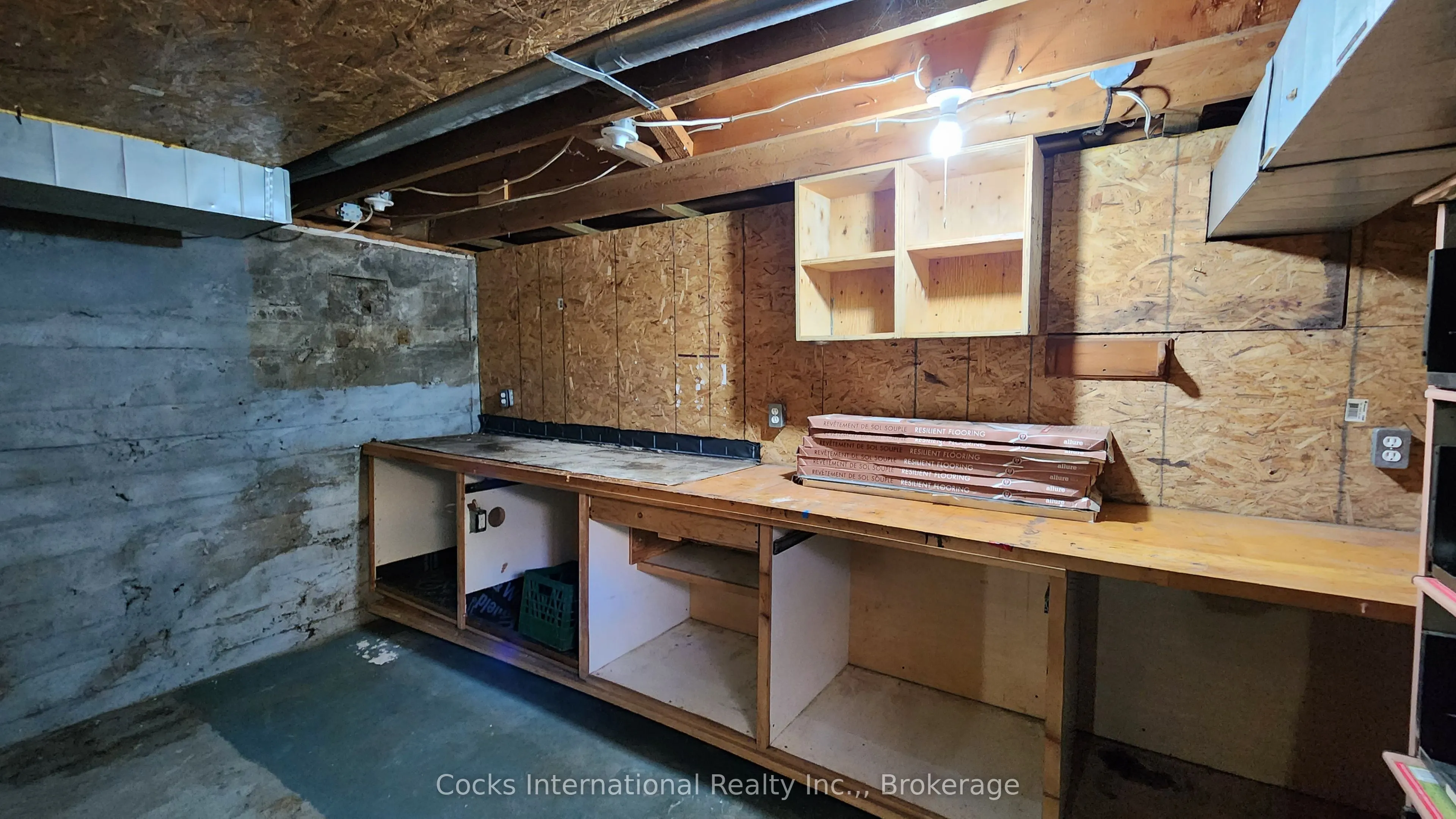 205 Lockes Road