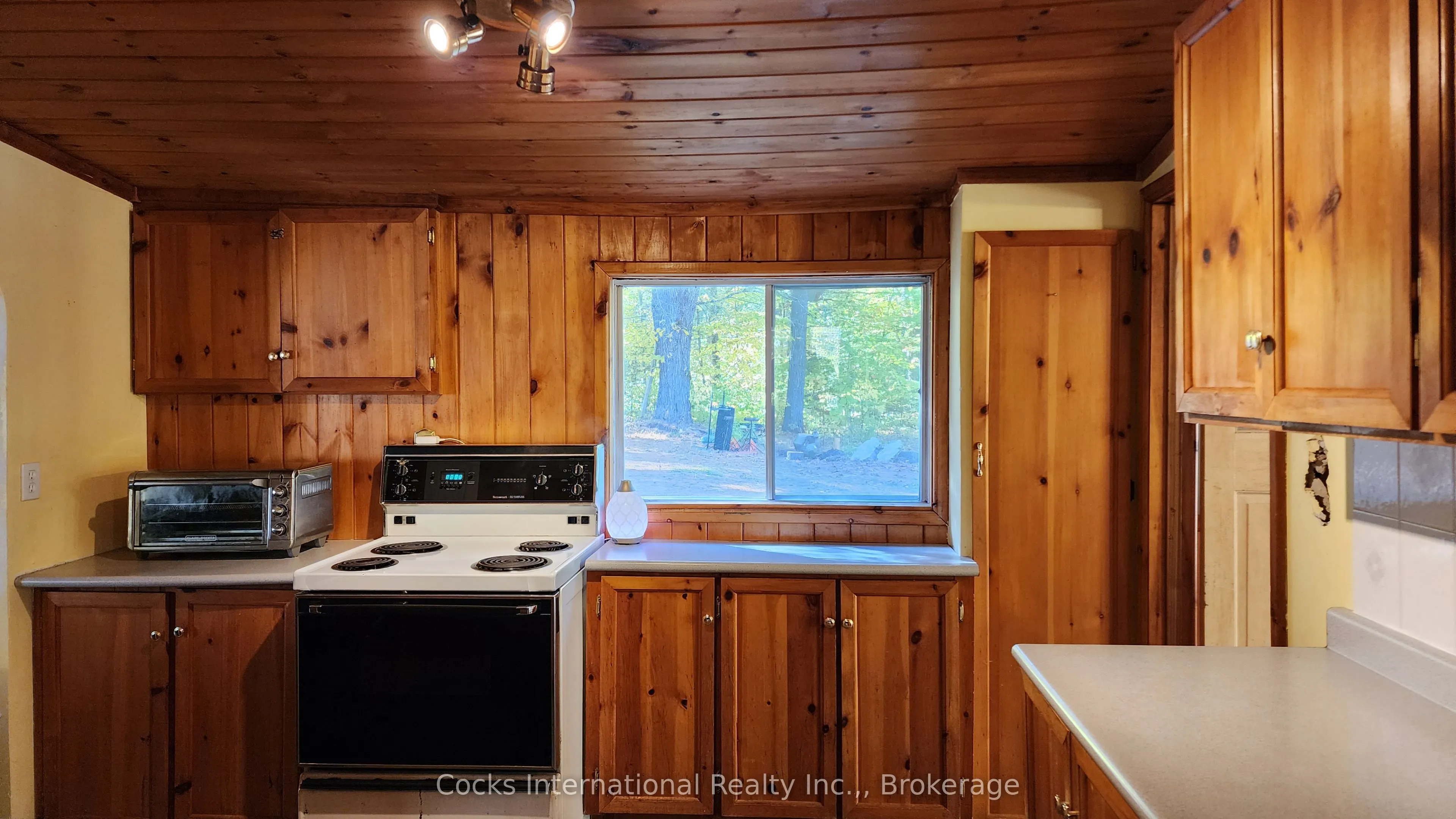 205 Lockes Road