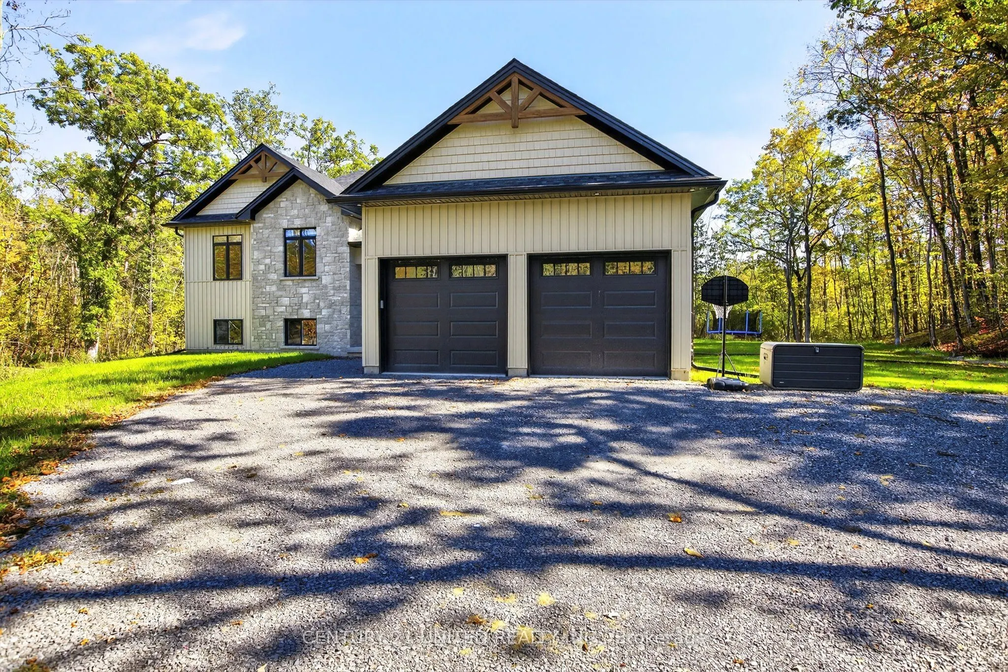 75 Riverside Boulevard