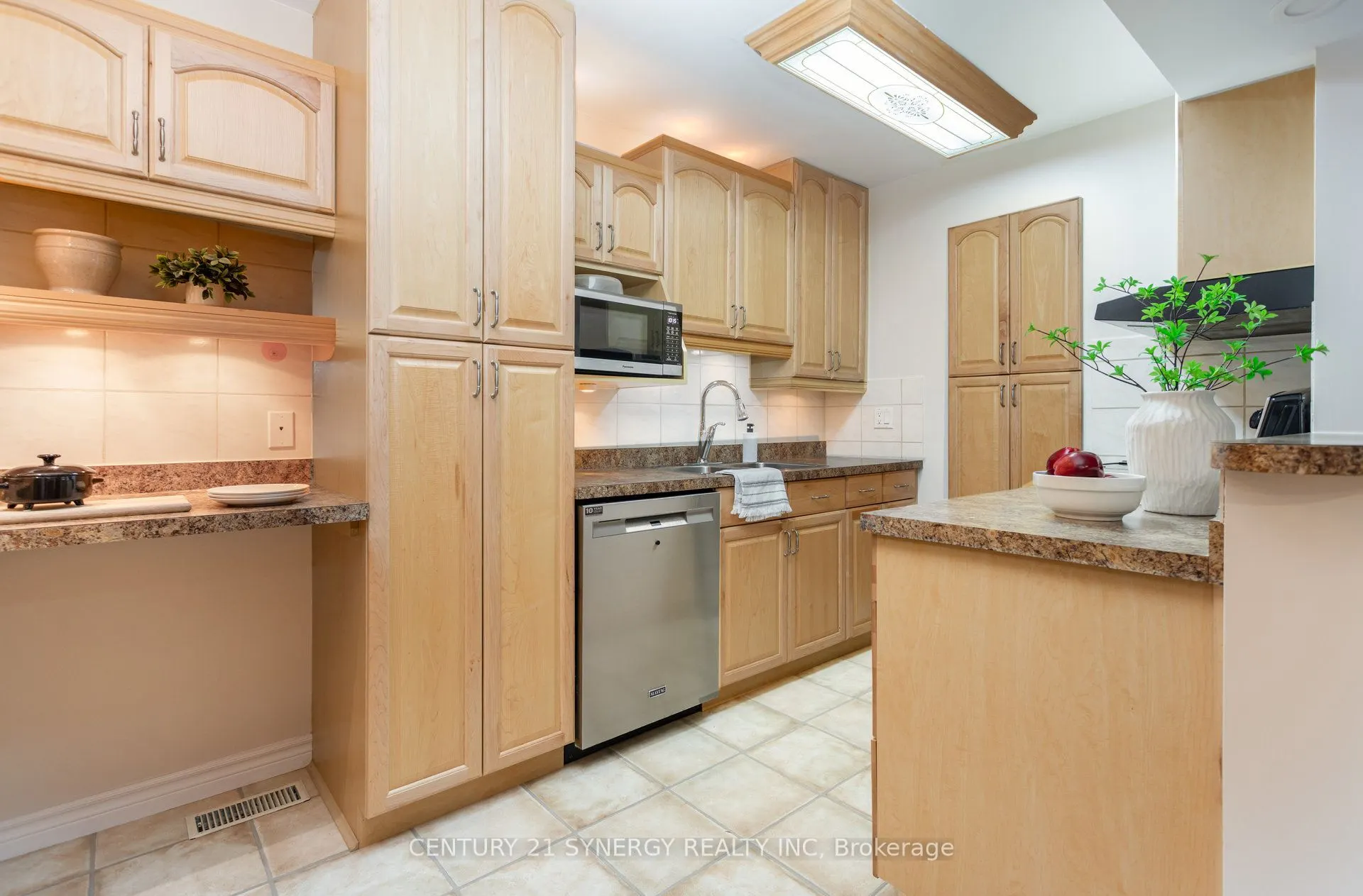 1574 Cheevers Crescent, #64