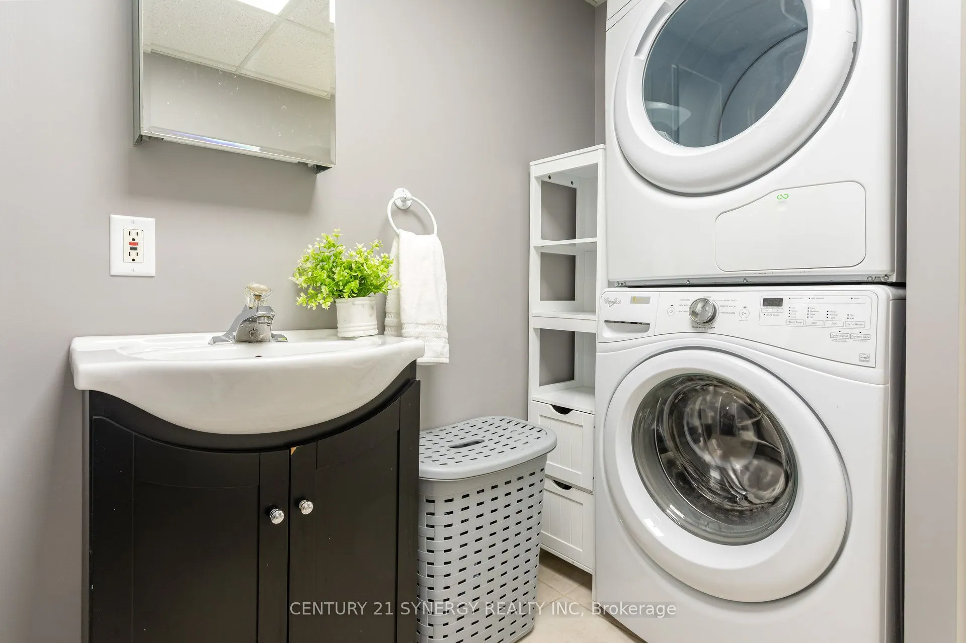 1574 Cheevers Crescent, #64