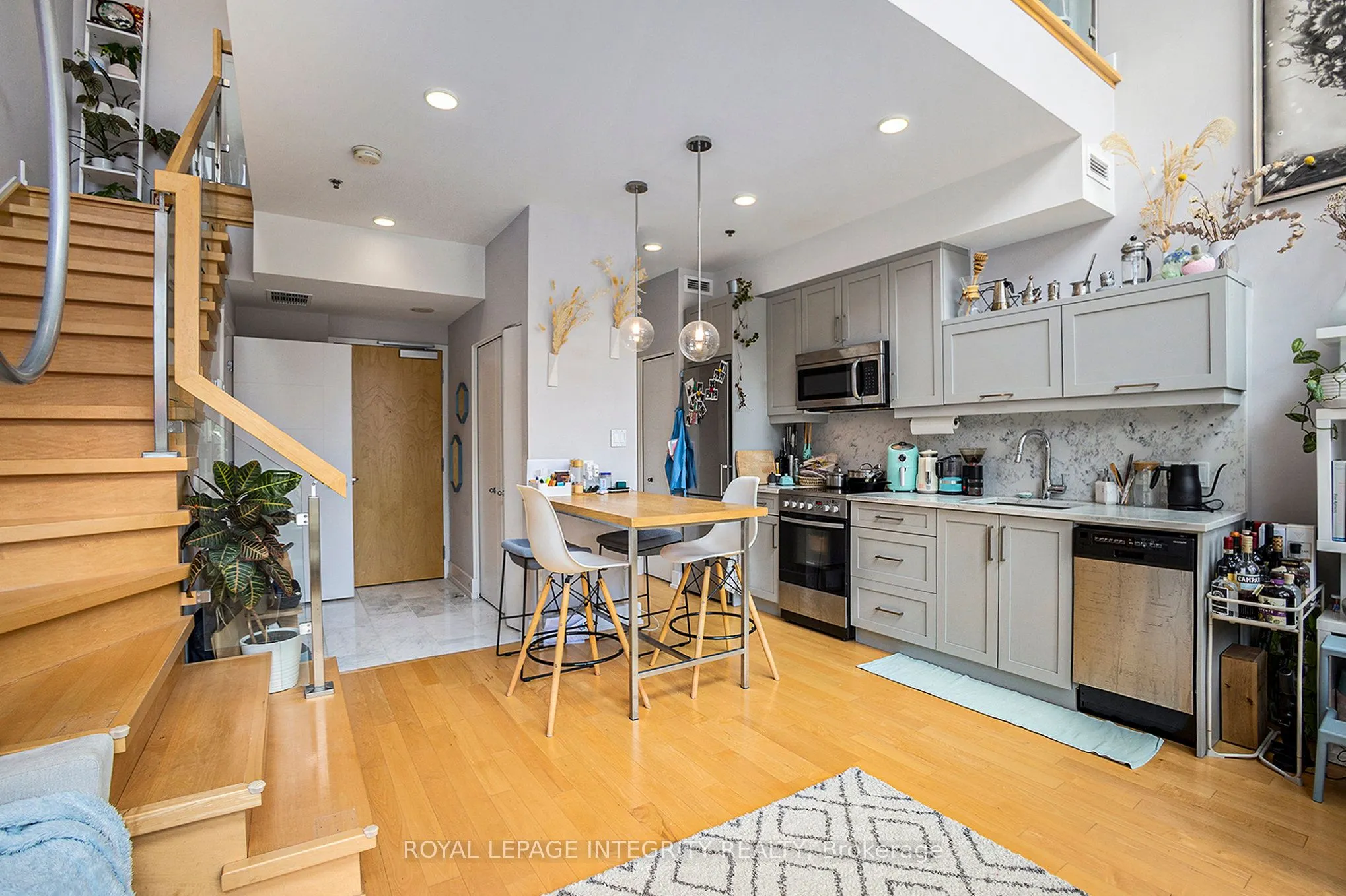 197 Lisgar Street, #212