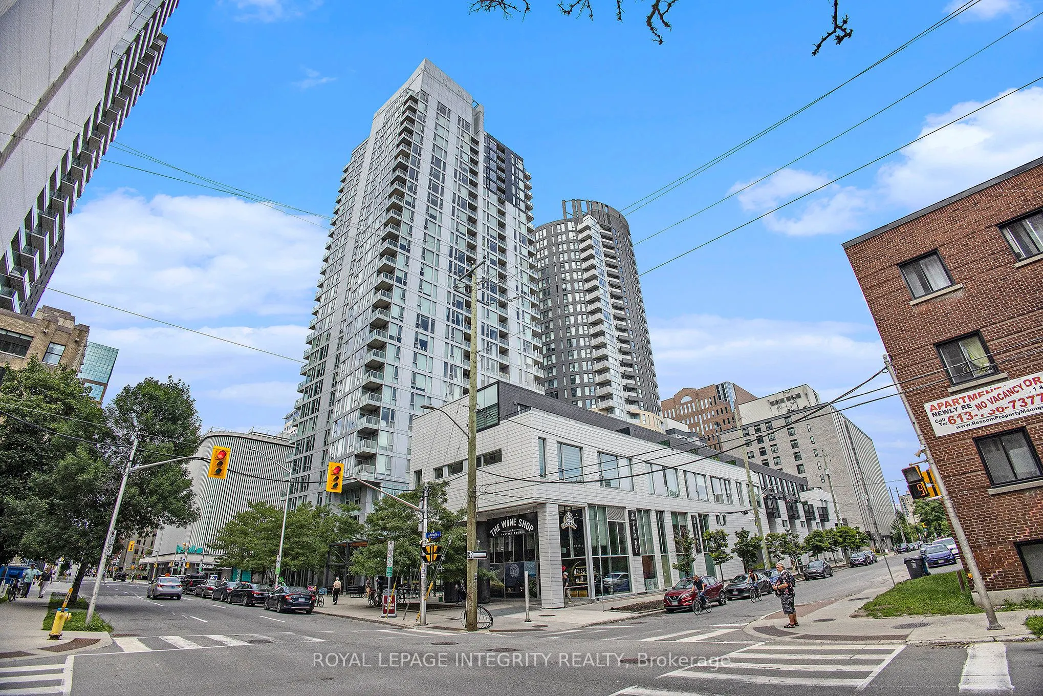 197 Lisgar Street, #212