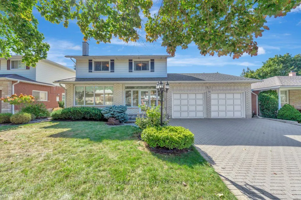 73 Champlain Crescent