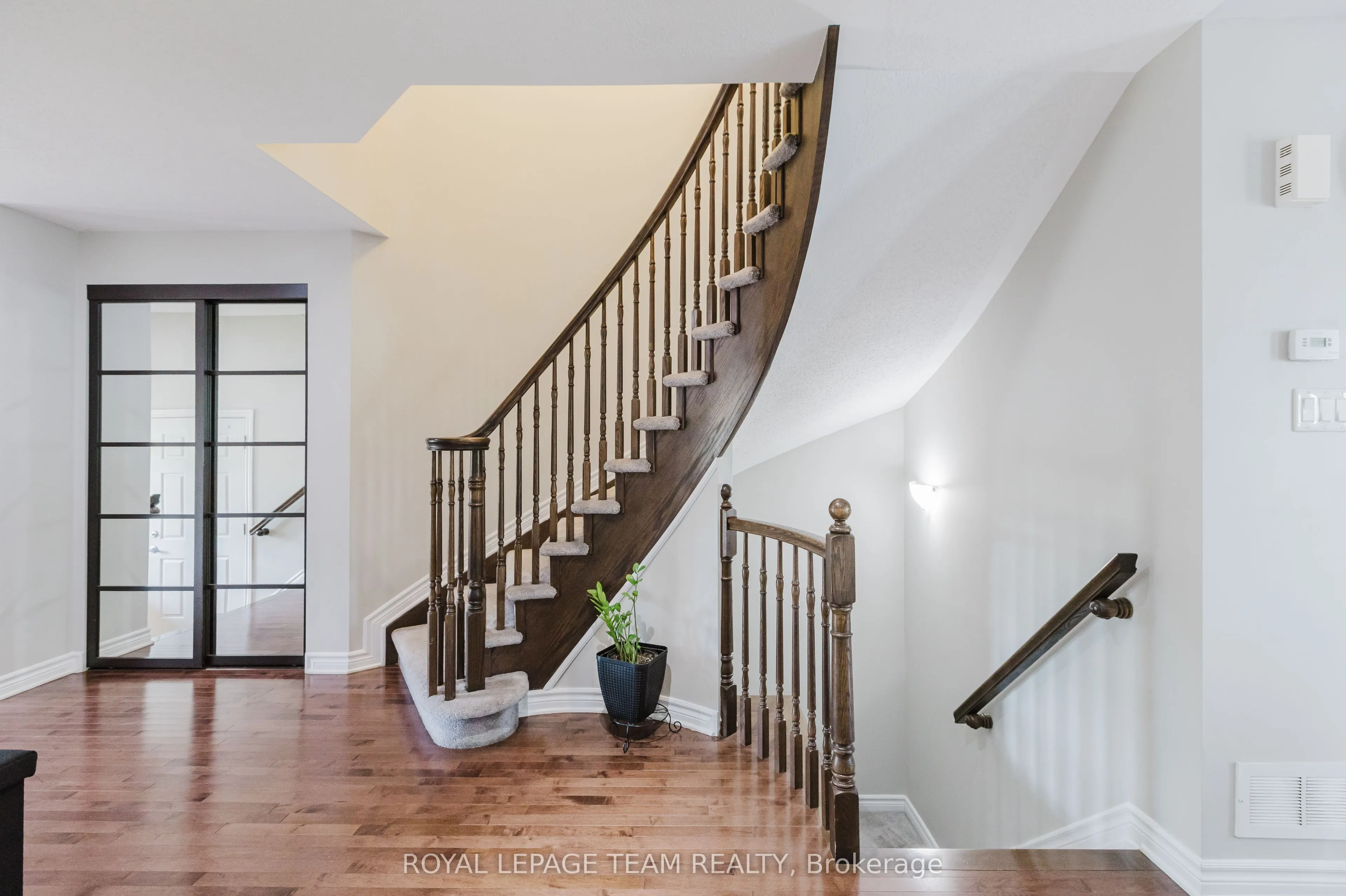 121 Mancini Way